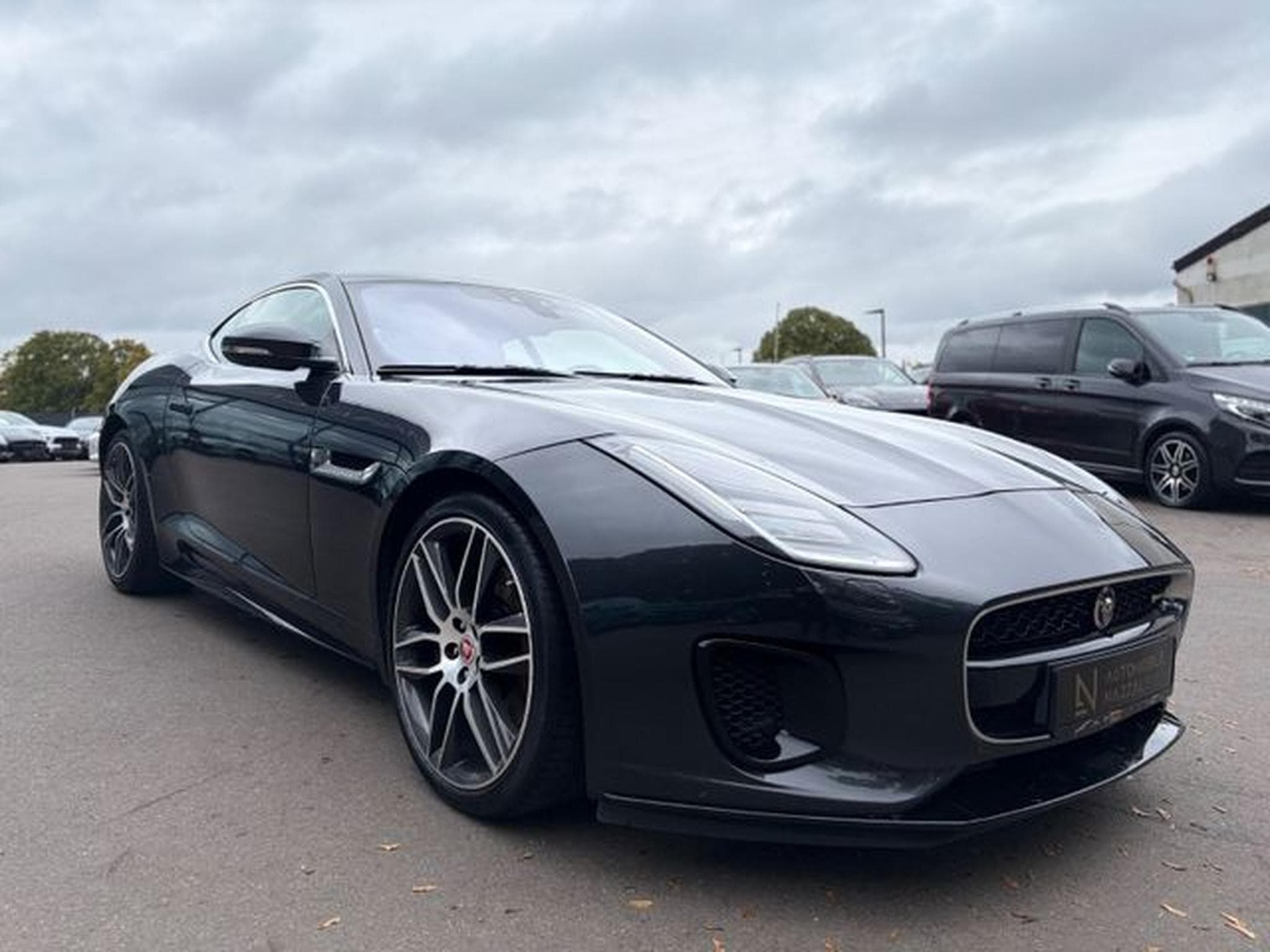 Jaguar F-Type F-TYPE COUPE R-DYNAMIC*AUT*LEDER-BRAUN*LED*TOP (2018) - Photo 6