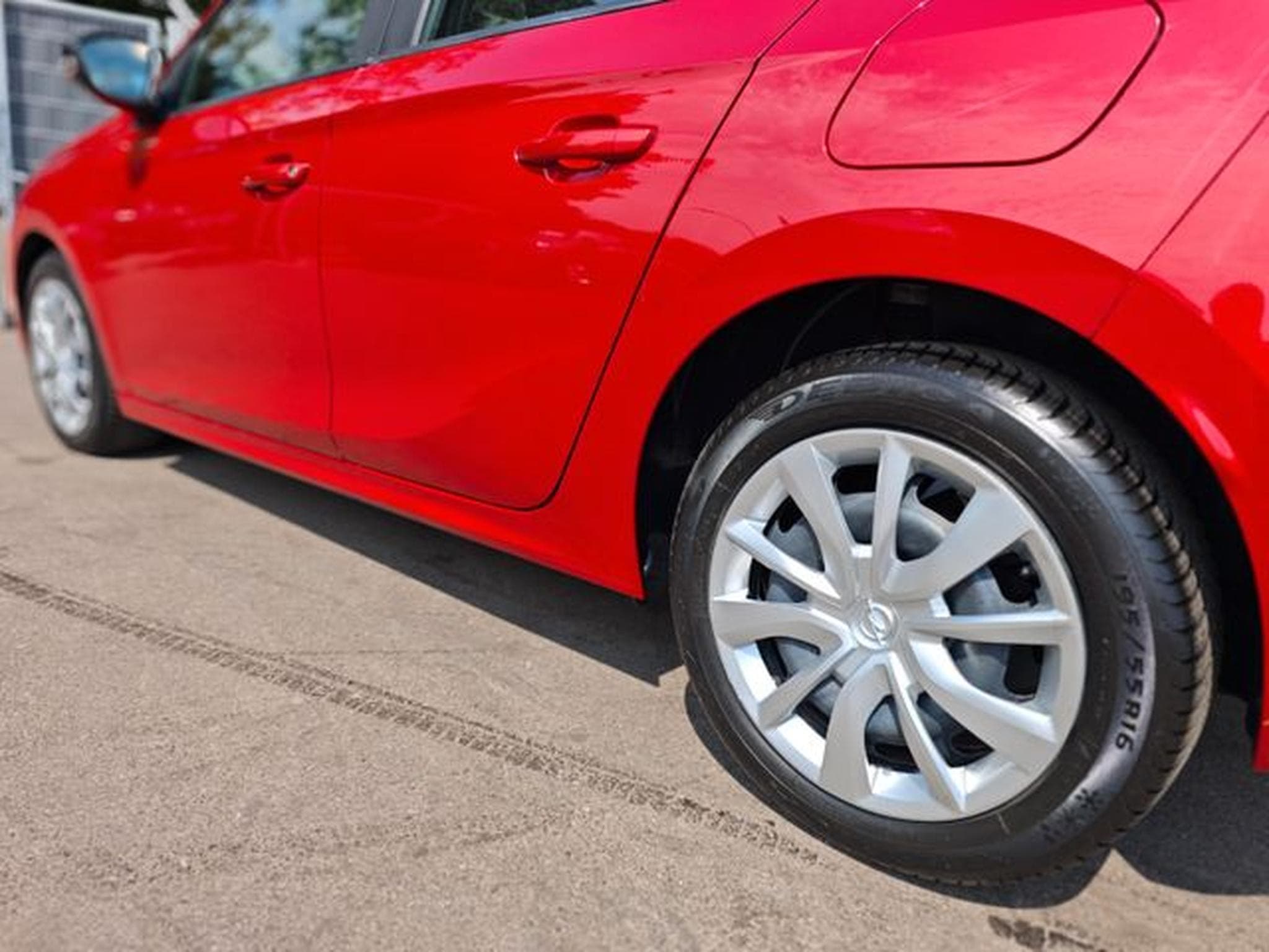 Opel Corsa CORSA F*KLIMA*PDC*SITZHEIZUNG*TEMPOMAT* (2023) - Photo 10