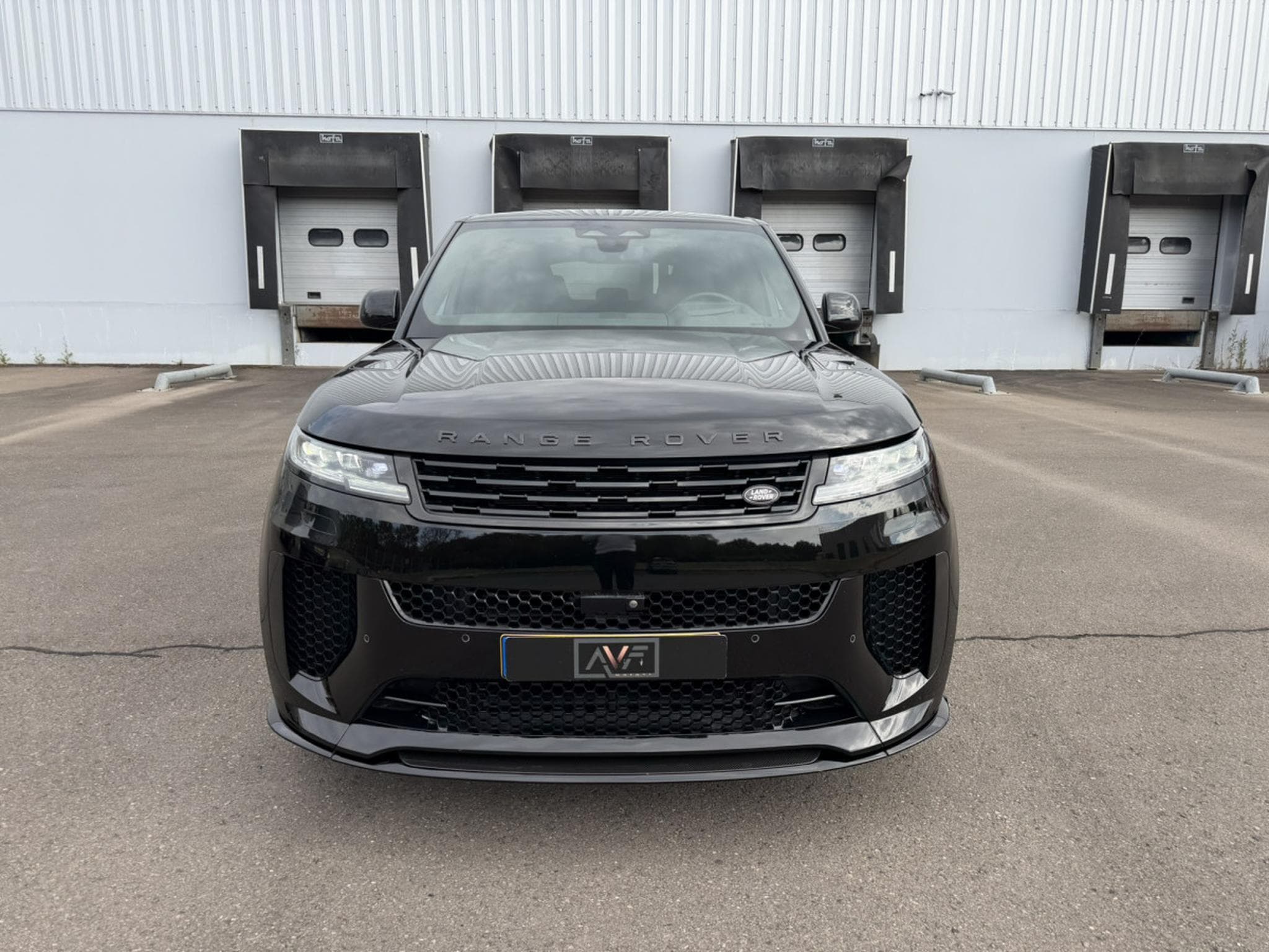 Land-Rover Range Rover Sport SV1 P635 -Full Carbon - Carbon Céramic - Carbon Rim - Panora (2024) - Photo 2