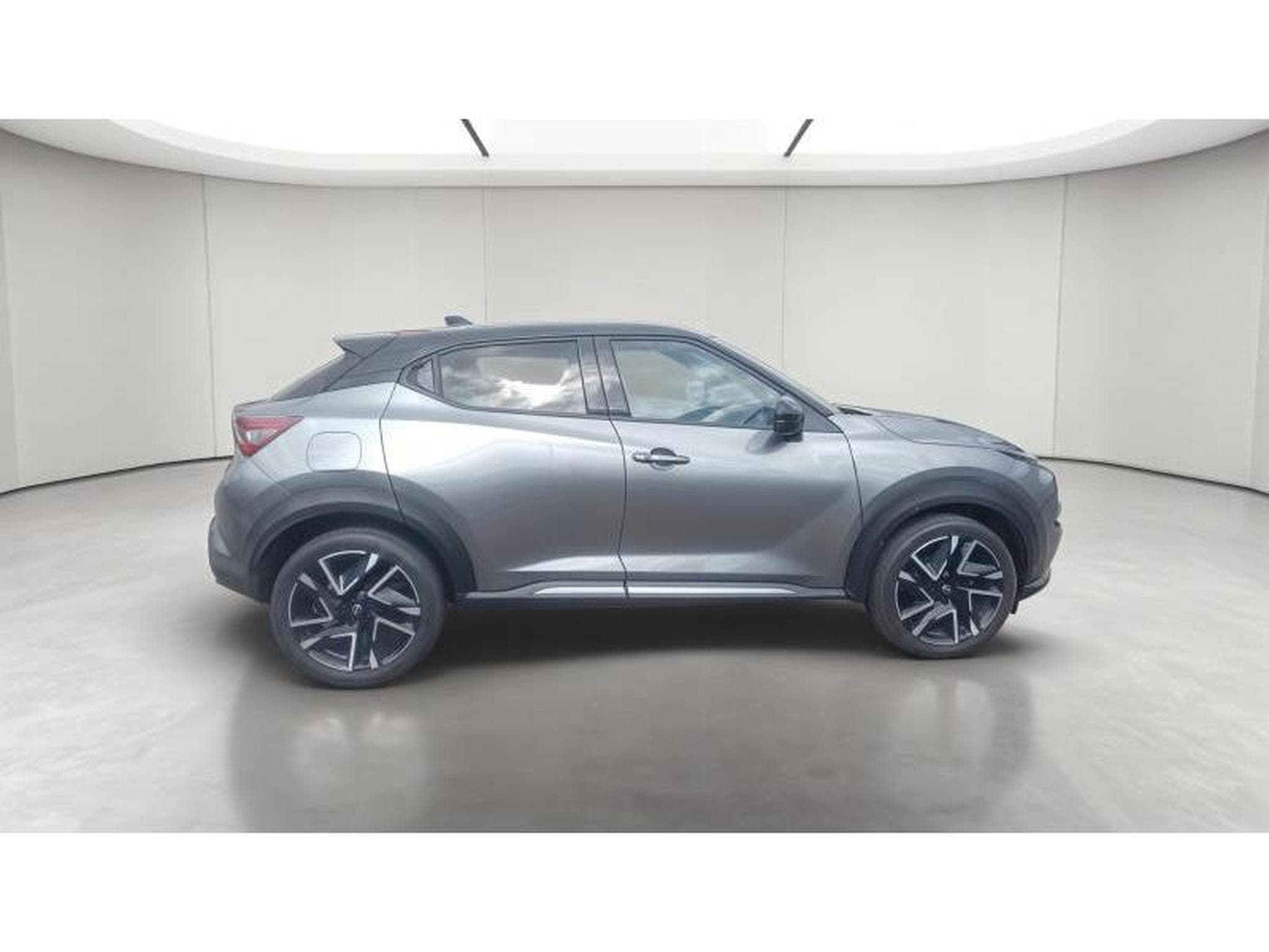 Nissan Juke N-DESIGN (2024) - Photo 6