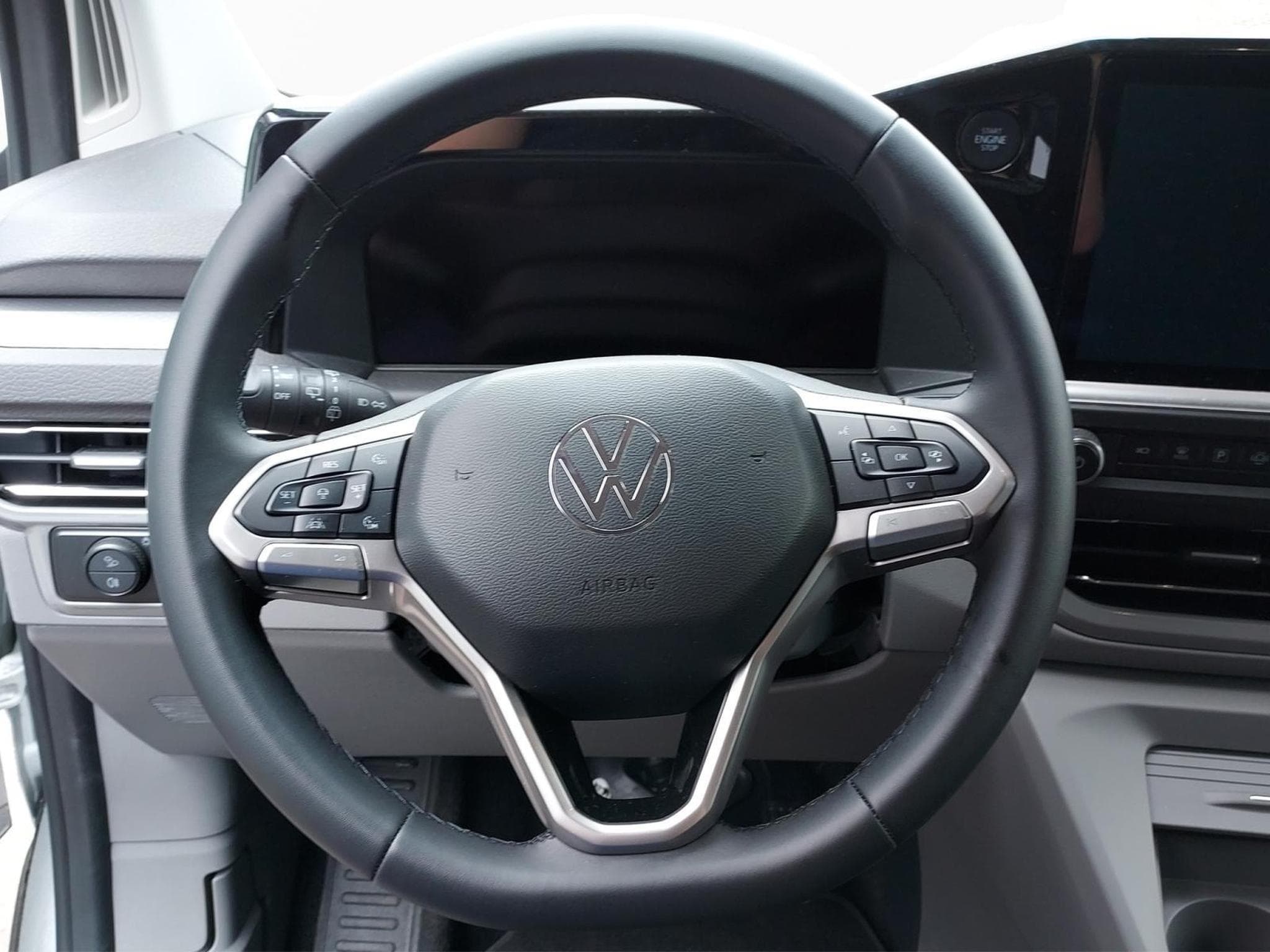 VW T7 Style (2026) - Photo 11
