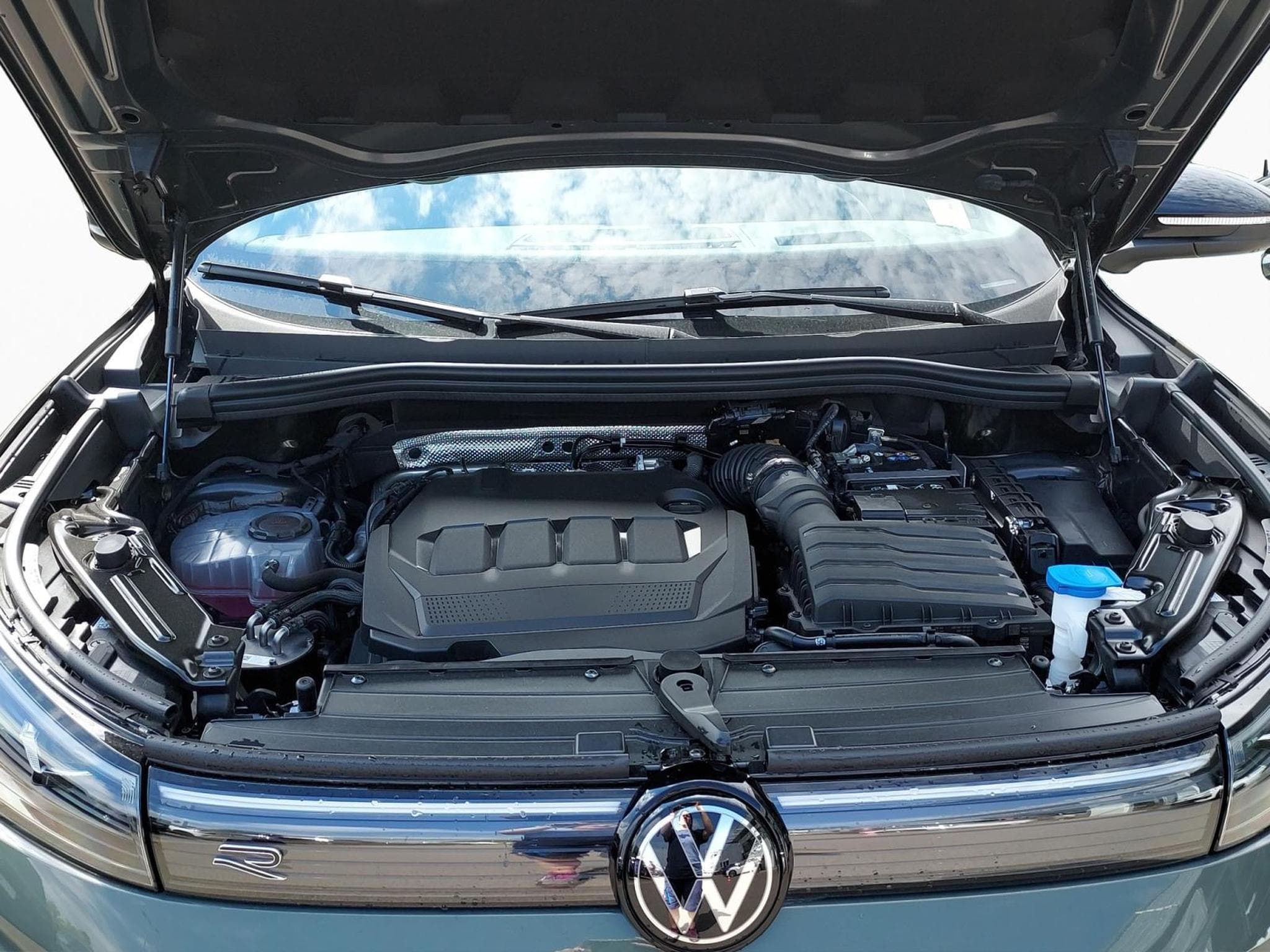 VW Tiguan R-Line (2026) - Photo 12
