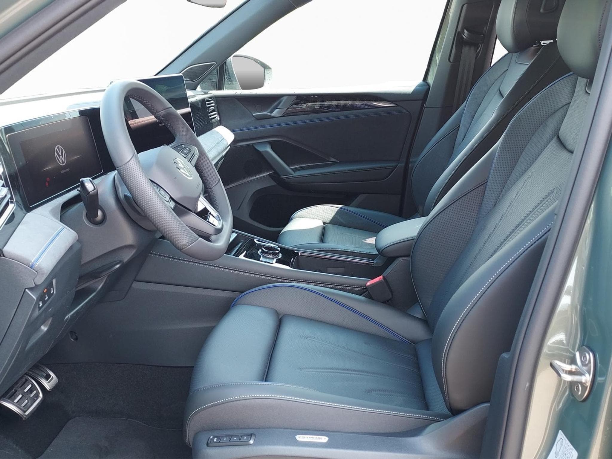 VW Tiguan R-Line (2026) - Photo 8