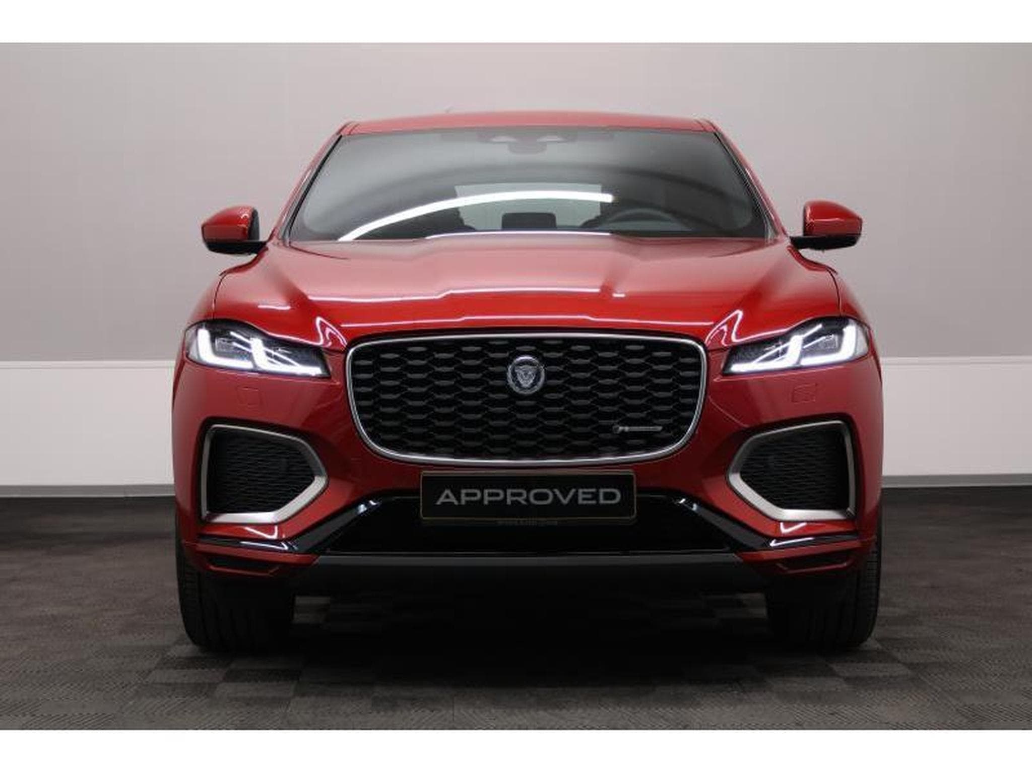 Jaguar F-Pace D165 S AWD Auto (2024) - Photo 2