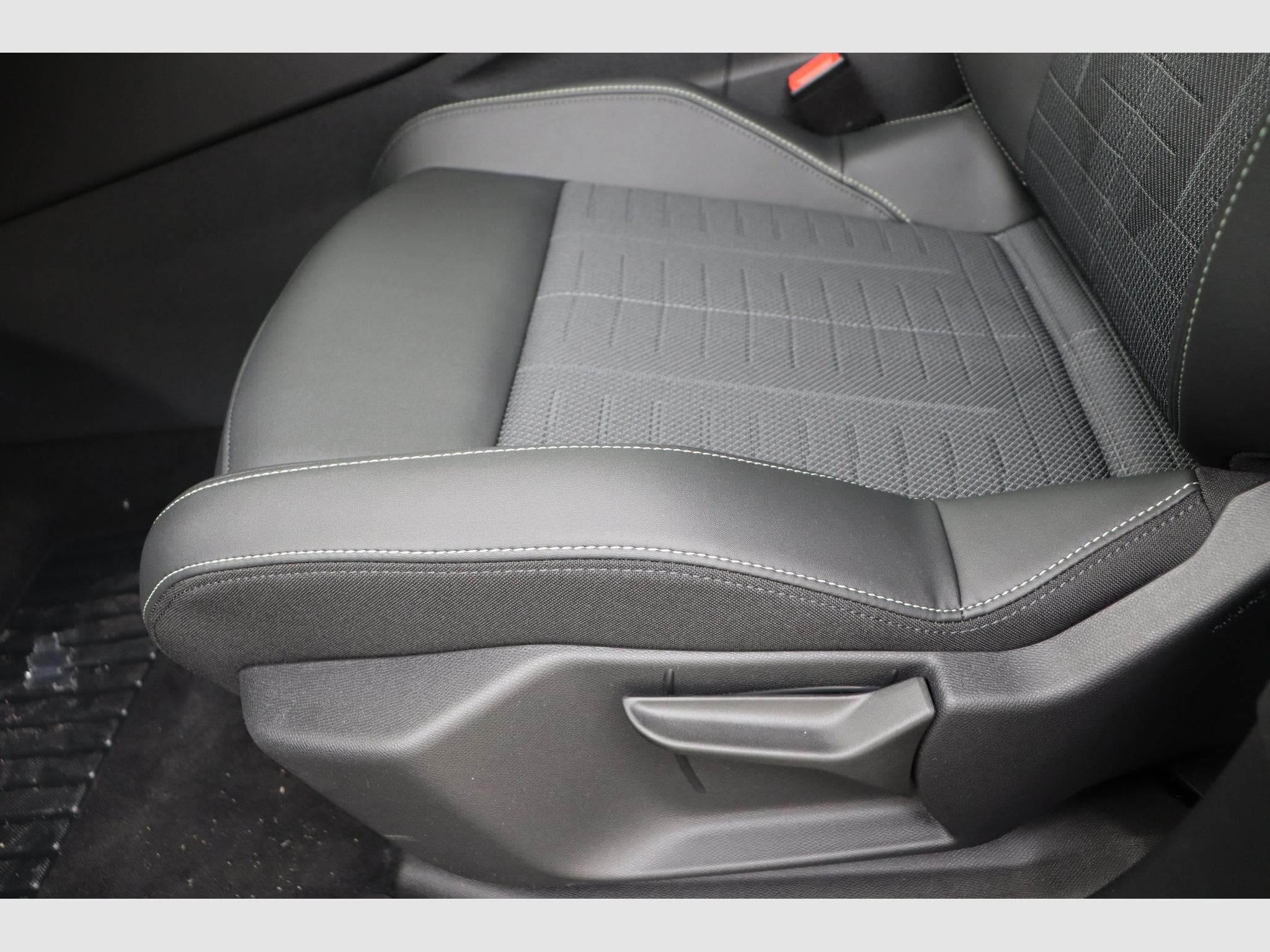 Peugeot 3008 GT (2026) - Photo 14