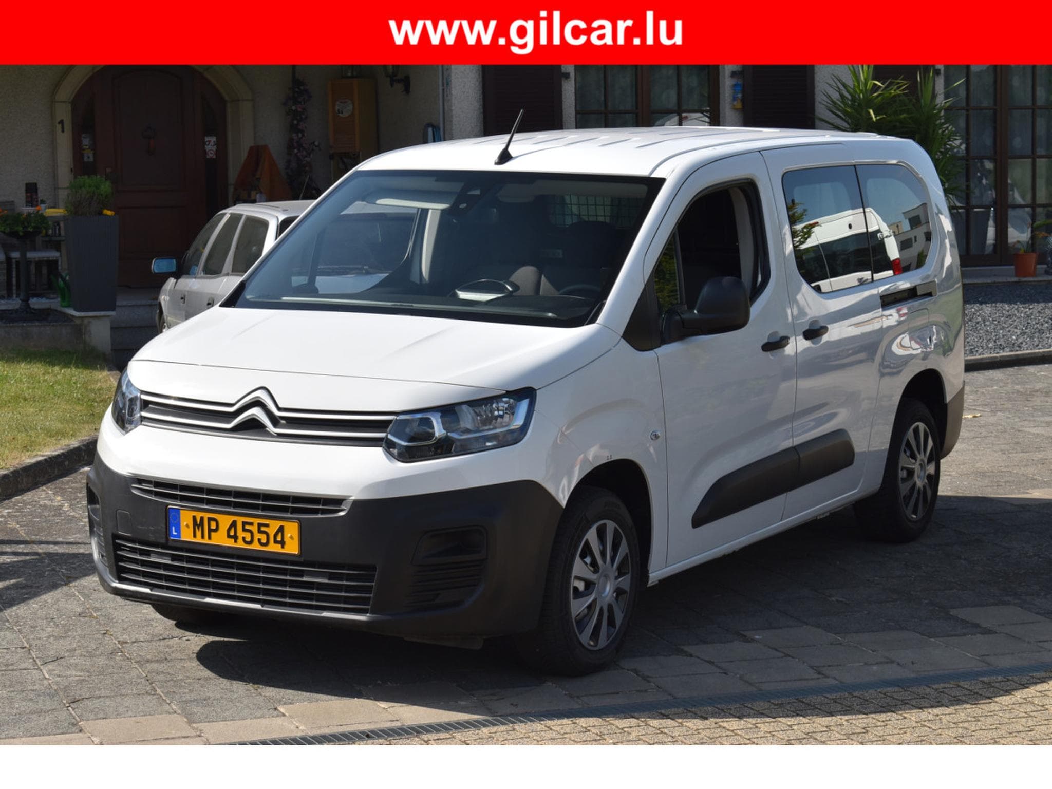 Citroën Berlingo 1,6 HDI100 3places Très bon état (2021) - Photo 1