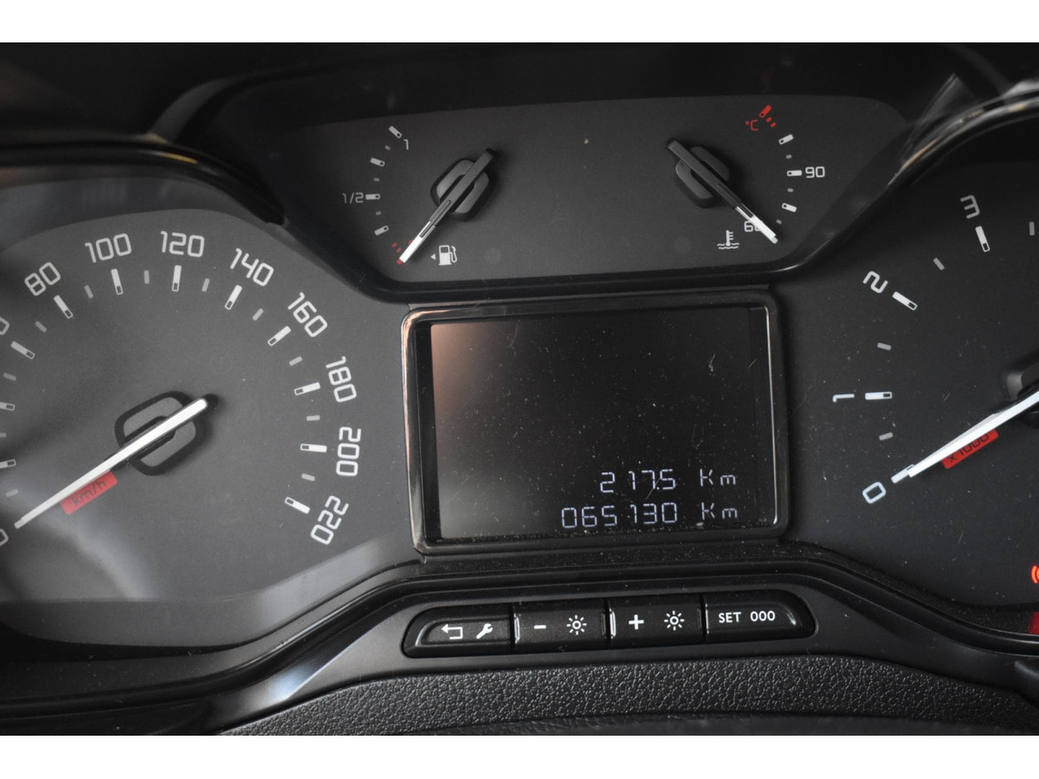 Citroën Berlingo 1,6 HDI100 3places Très bon état (2021) - Photo 14