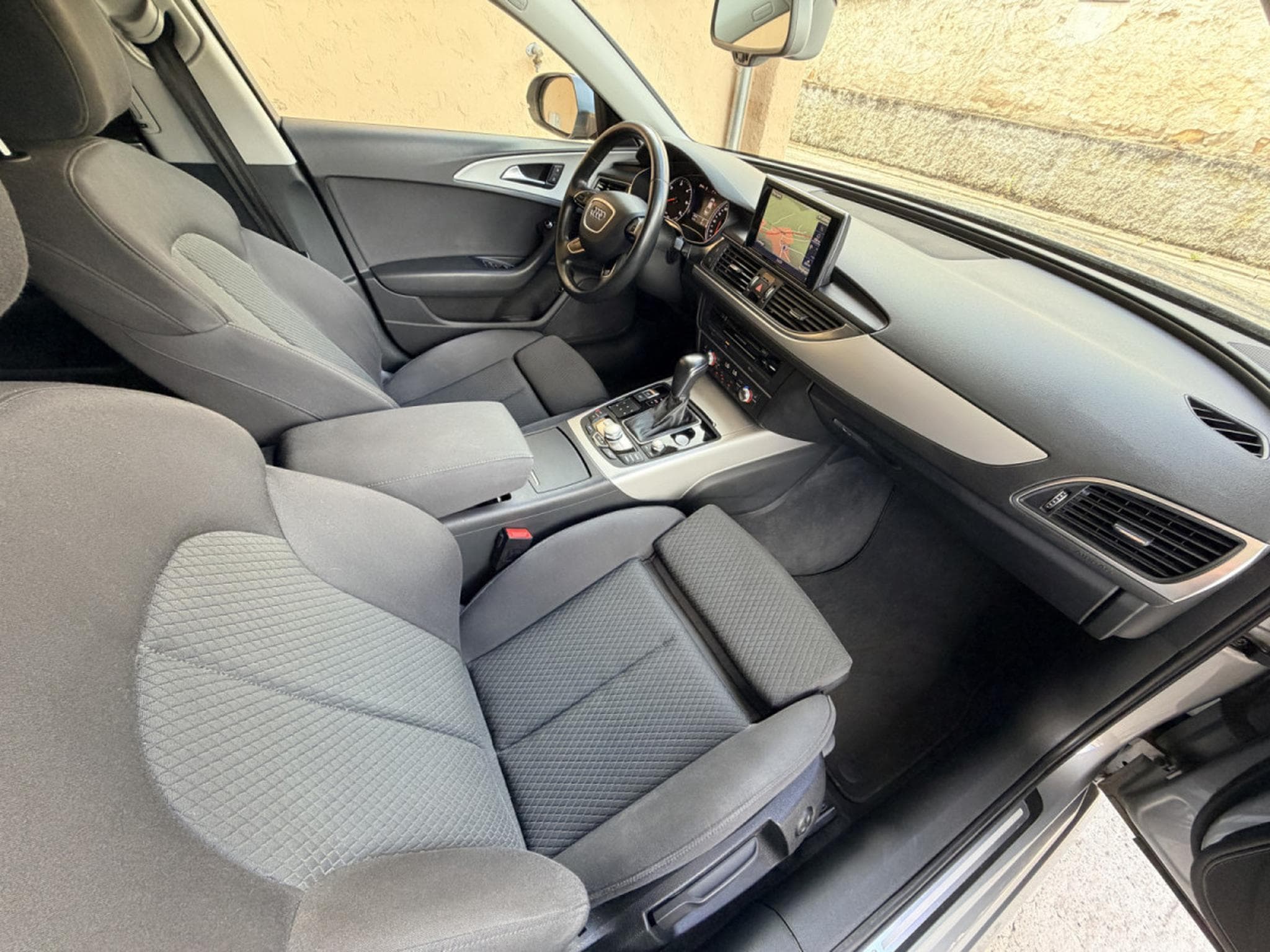 Audi A6 2.0 TDI S-line ext. Automatique  190CV (2019) - Photo 7