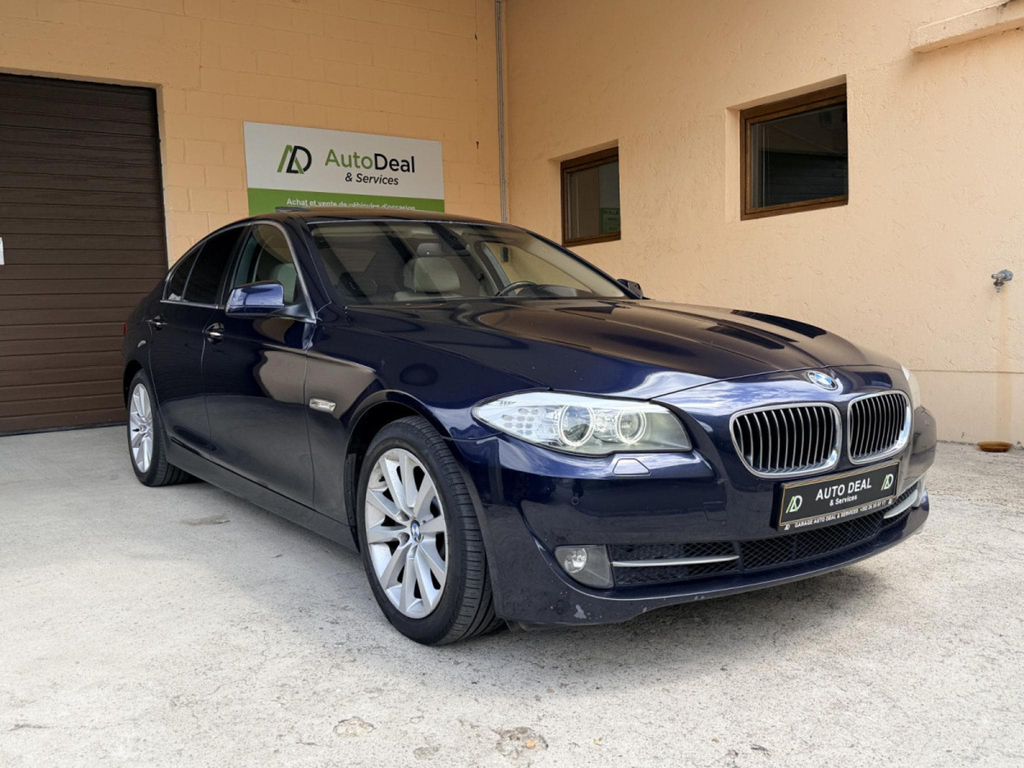 BMW 530 d xDrive Camera Head-UP, Toit Ouvrant 258cv (2011) - Photo 1