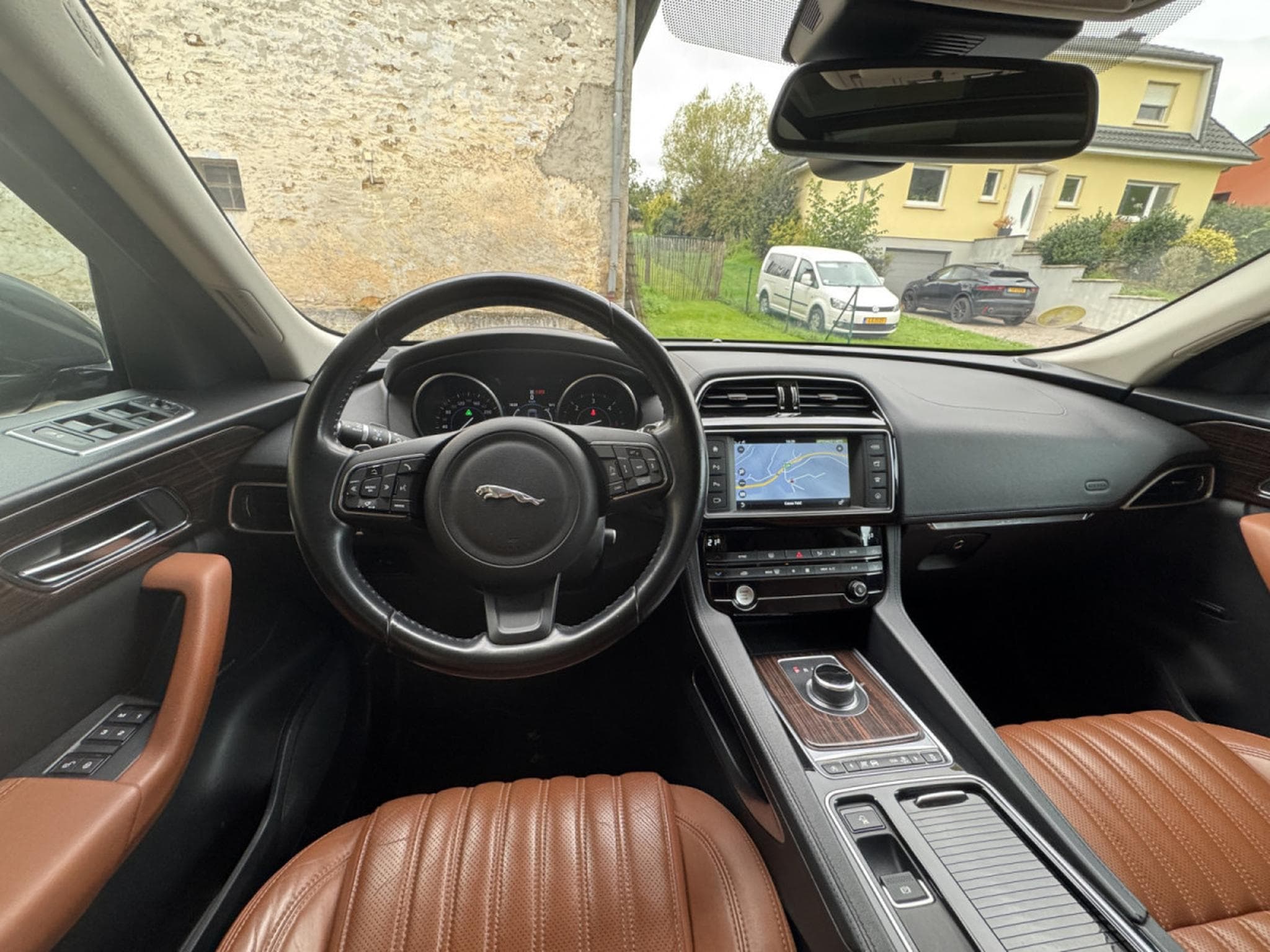 Jaguar F-Pace Jaguar F-PACE Portfolio 30d AWD - 221kW (2016) - Photo 12