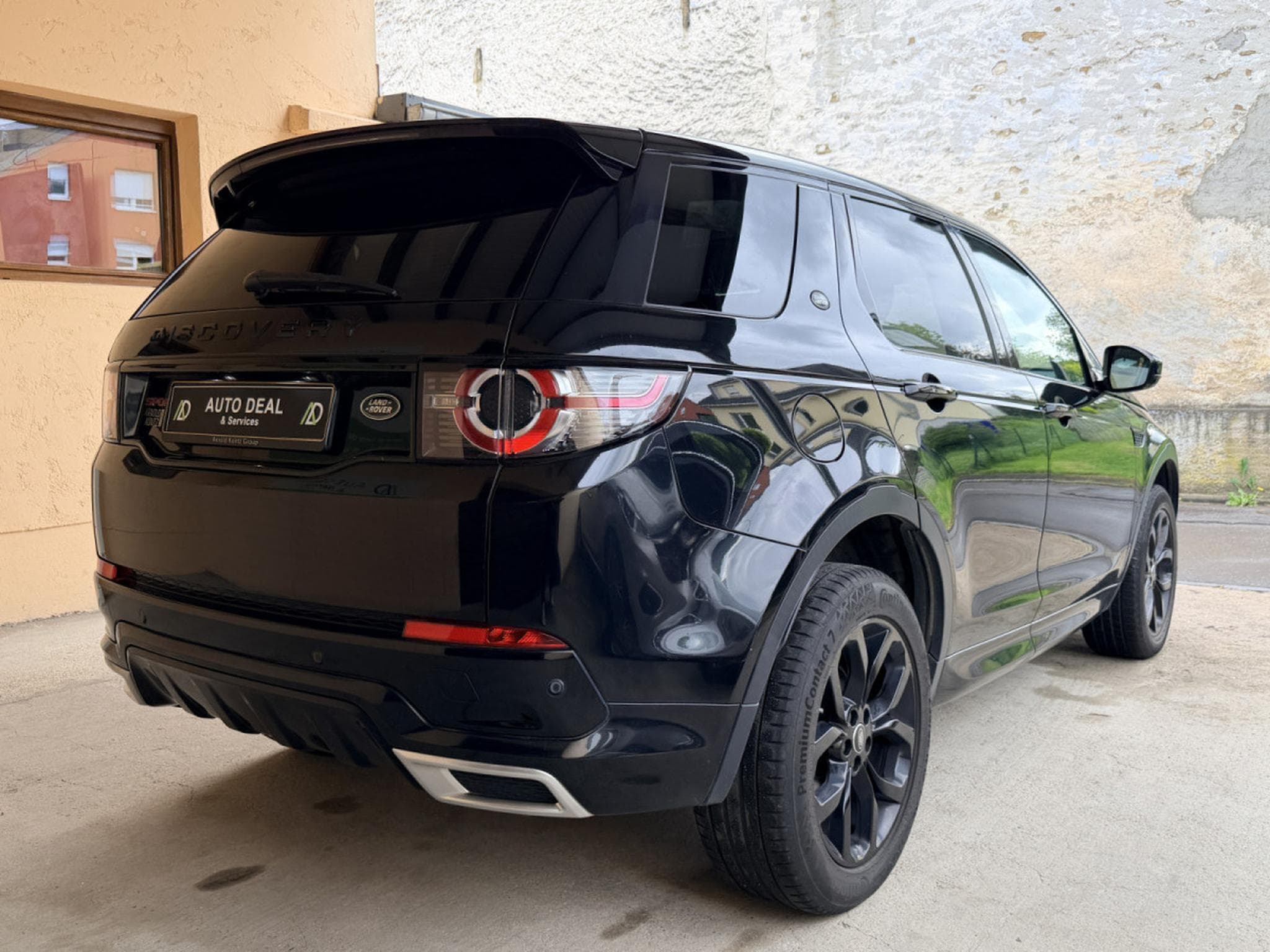 Land-Rover Discovery Sport Si4 240 HSE Automatique Panorama  7 places 241cv (2019) - Photo 5