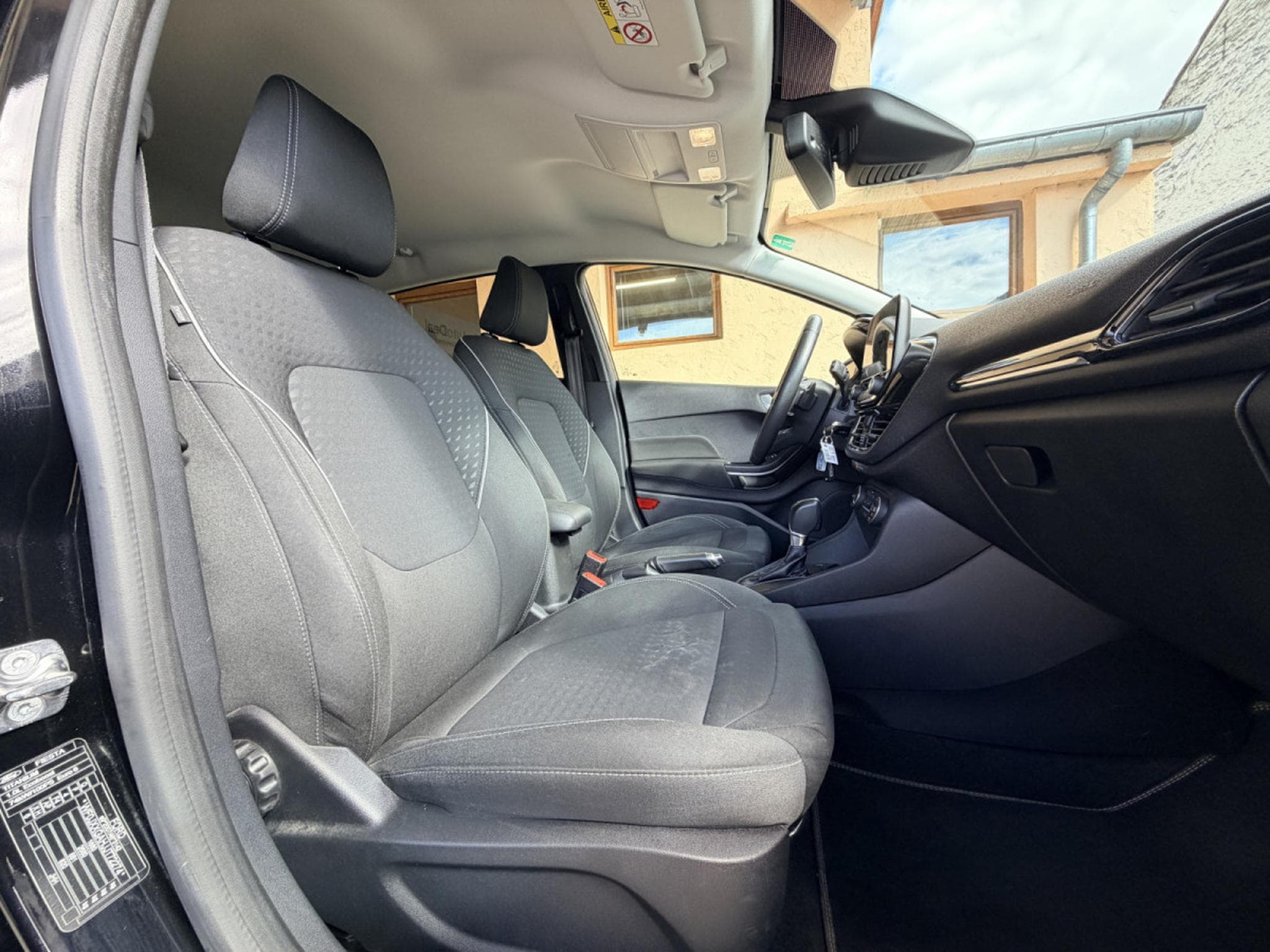 Ford Fiesta 1.0 EcoBoost  100cv Automatique (2018) - Photo 8