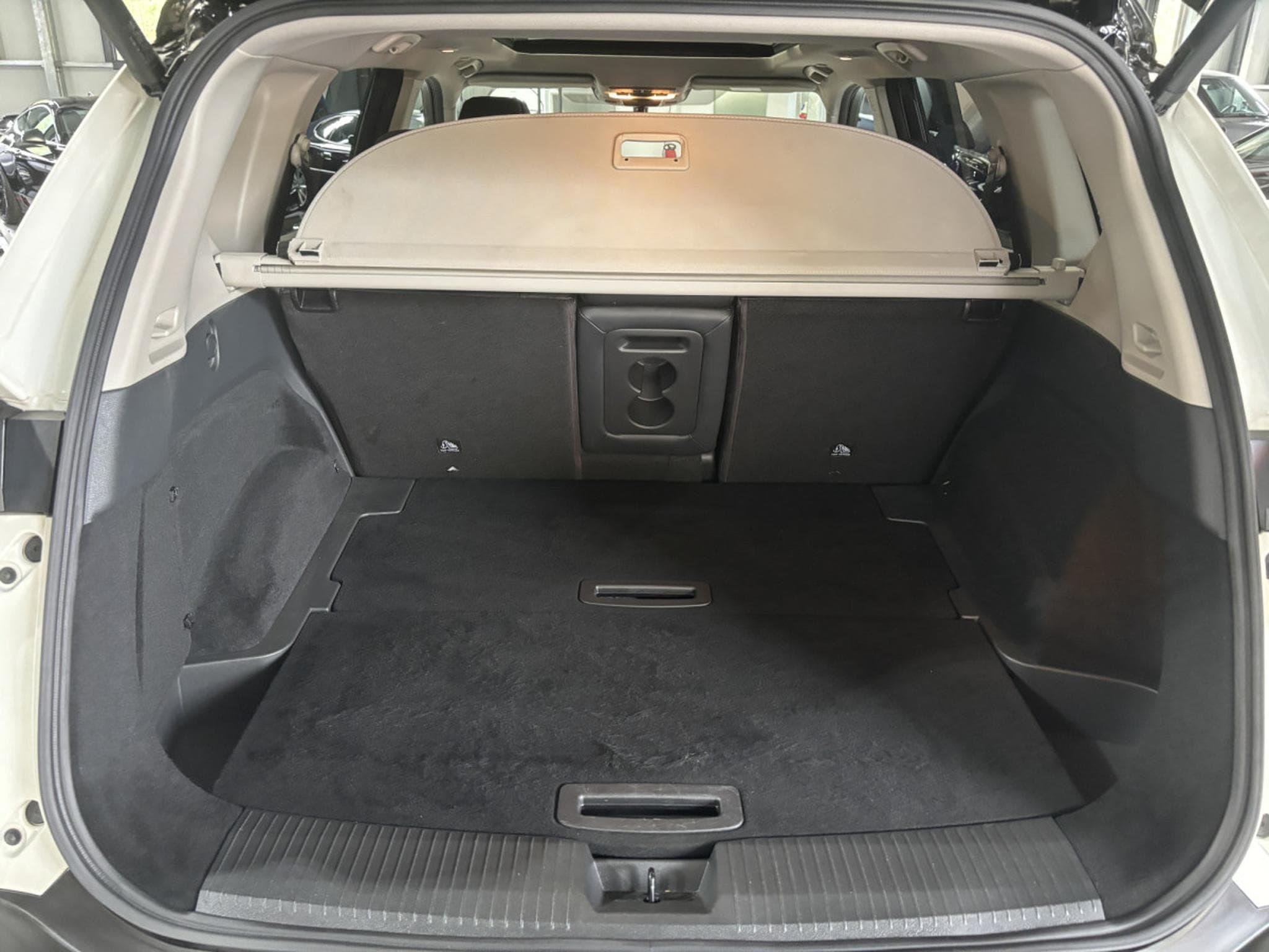Nissan X-Trail 1.5 E-POWER TEKNA+ (2023) - Photo 14