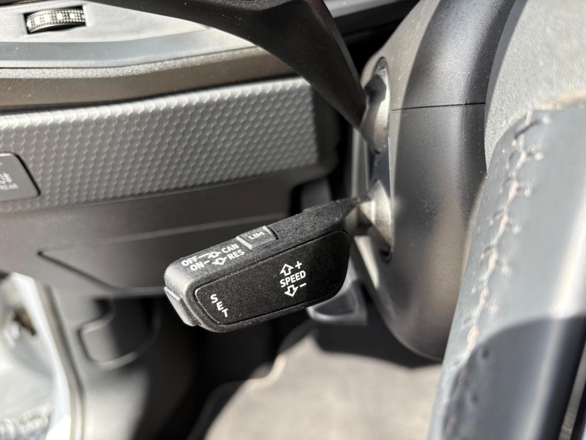 Audi A1 1.0 L TFSI (2019) - Photo 12