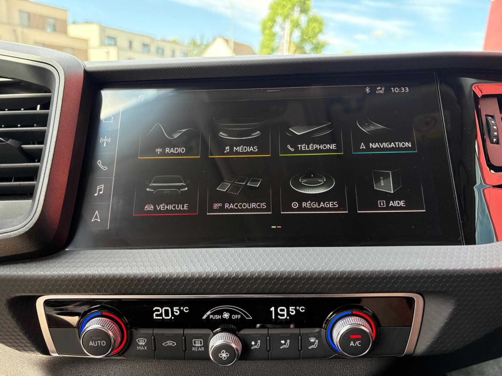 Audi A1 1.0 L TFSI (2019) - Photo 15