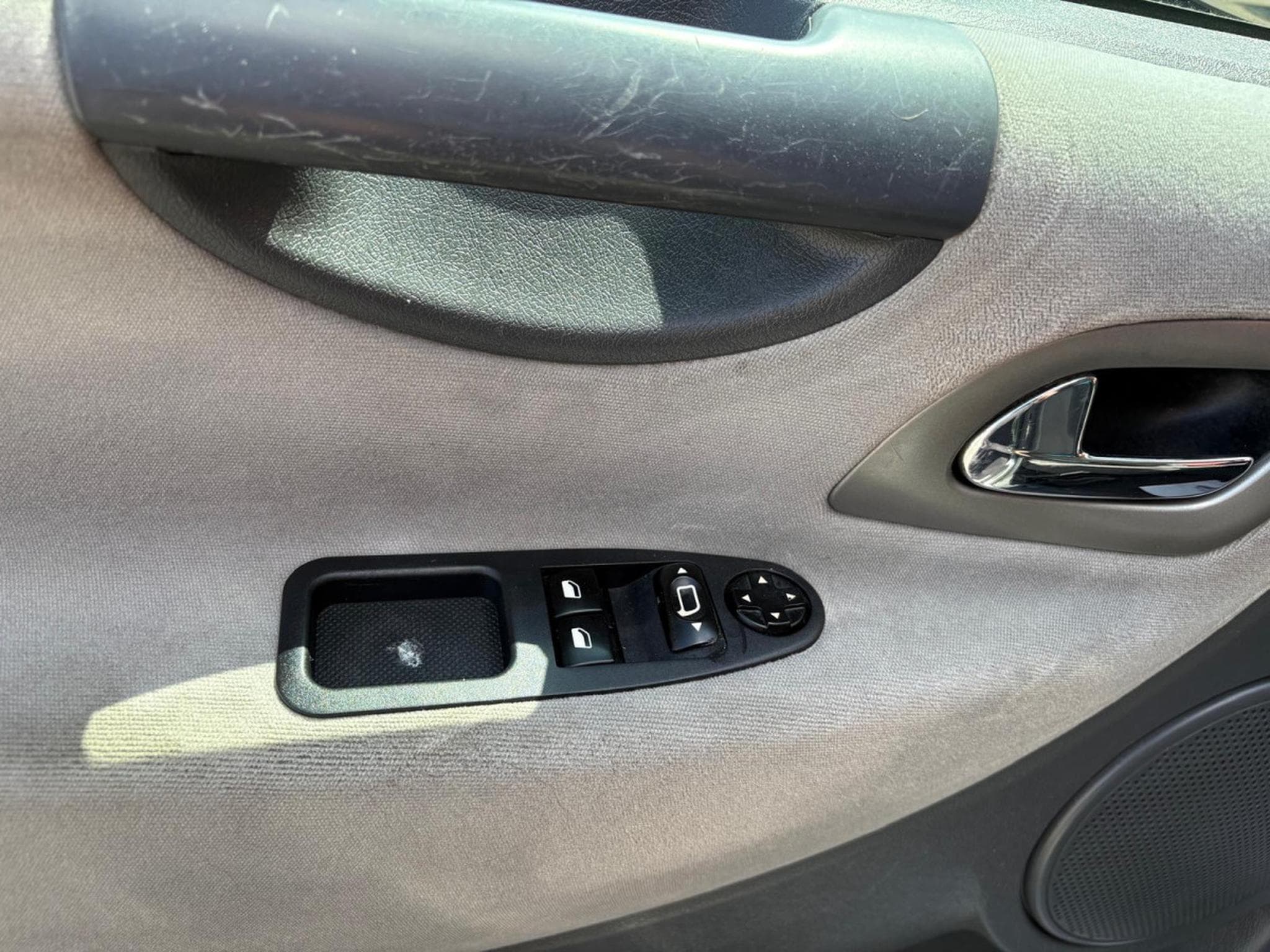Citroën Jumpy 2.0 LITRES HDI 120 8 PLACES (2012) - Photo 7