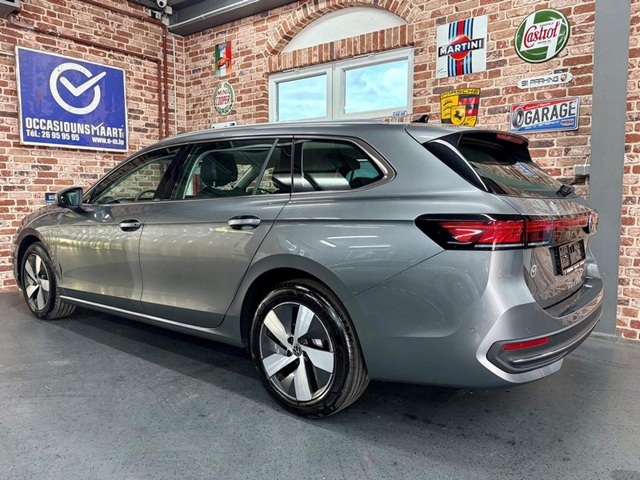 VW Passat Passat Variant 2.0 TDi 150cv Auto BUISINESS (2025) - Photo 2