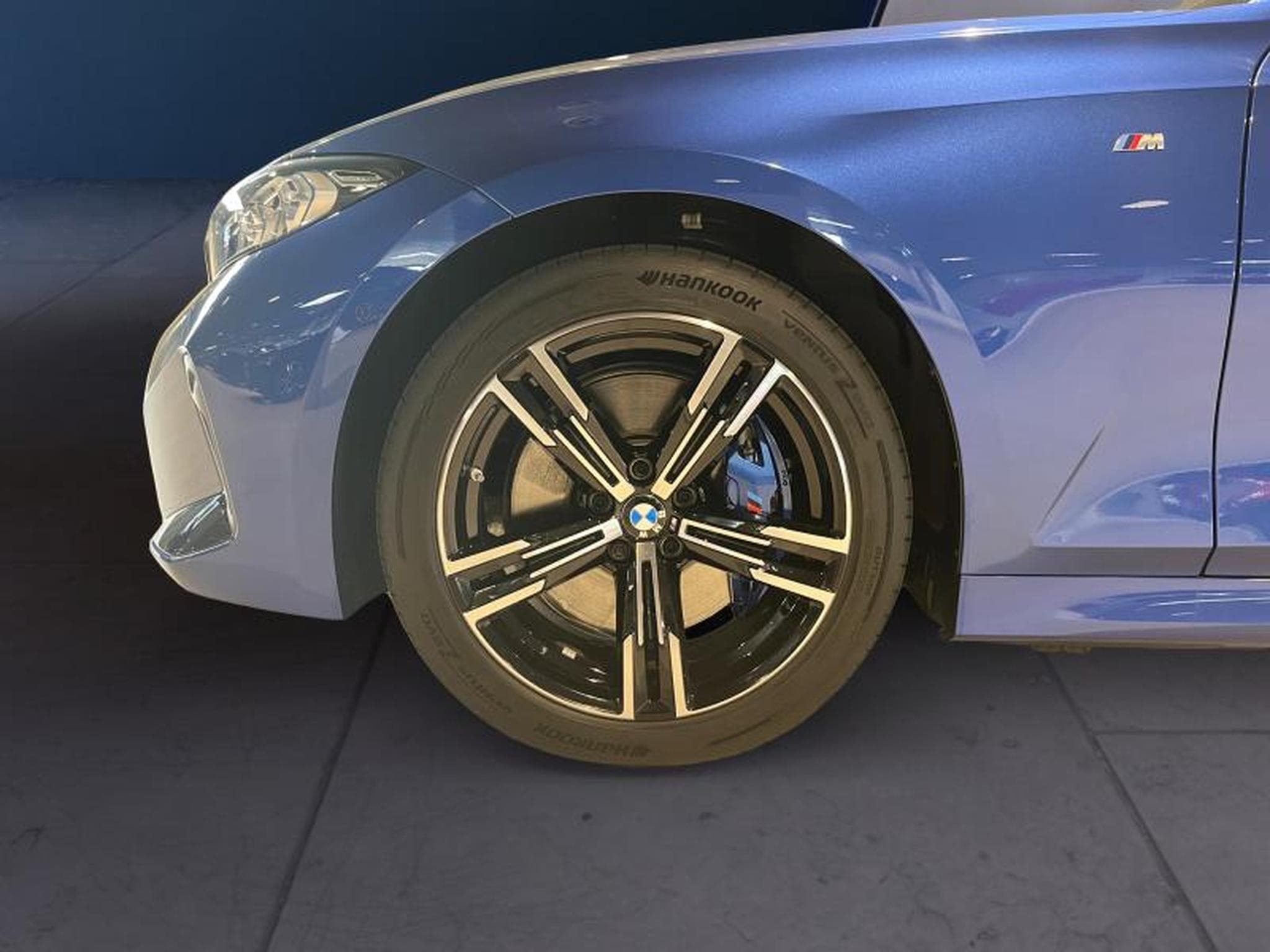 BMW 330 330d xDrive Touring M Sport (2025) - Photo 10