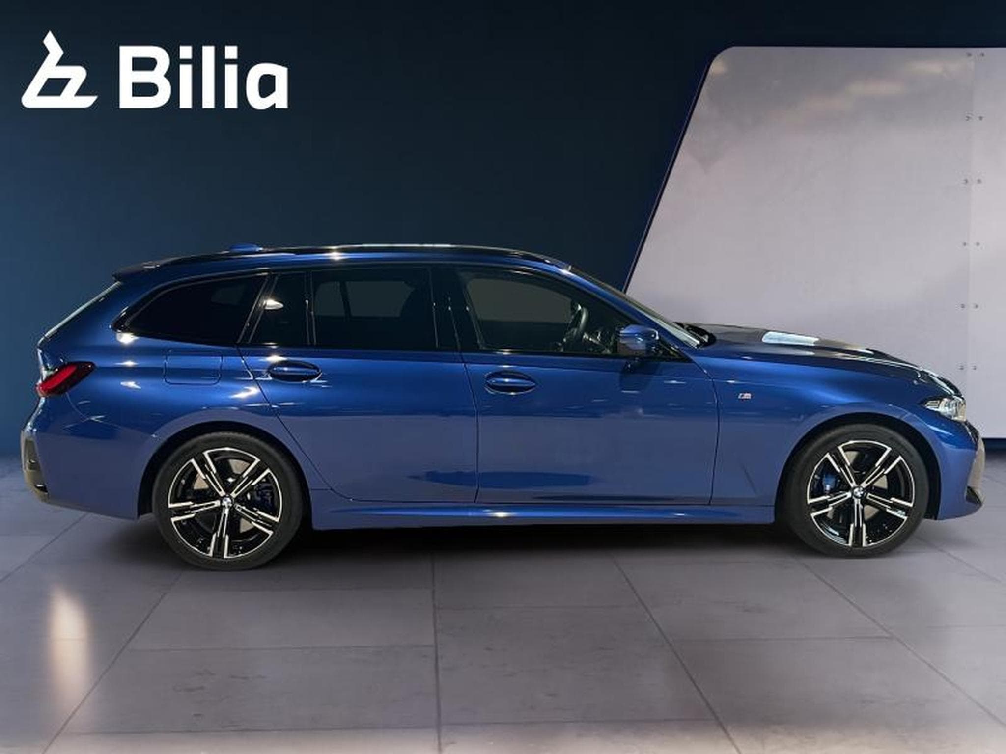 BMW 330 330d xDrive Touring M Sport (2025) - Photo 4
