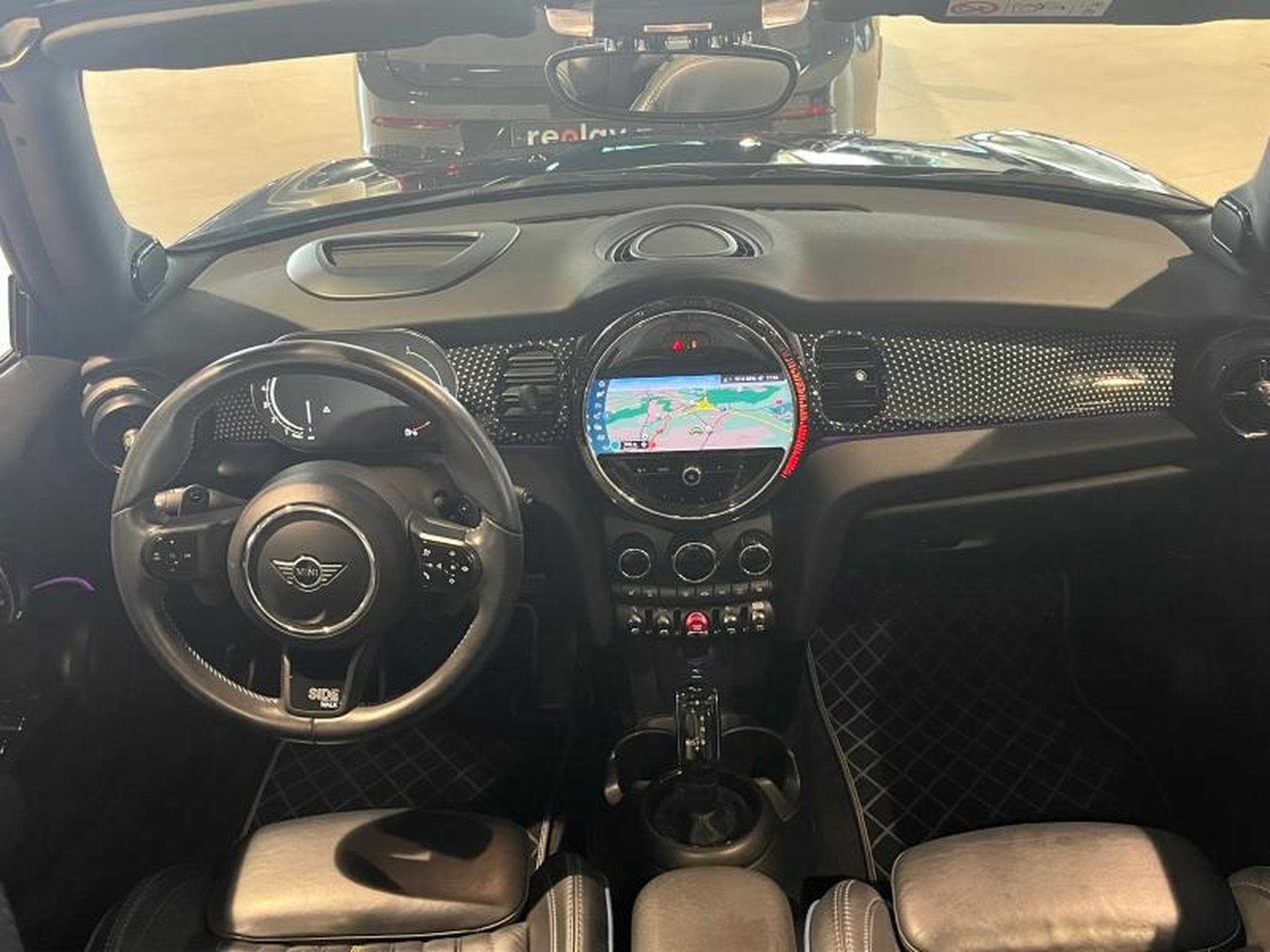 MINI Cooper Cooper S Cabrio (2022) - Photo 14