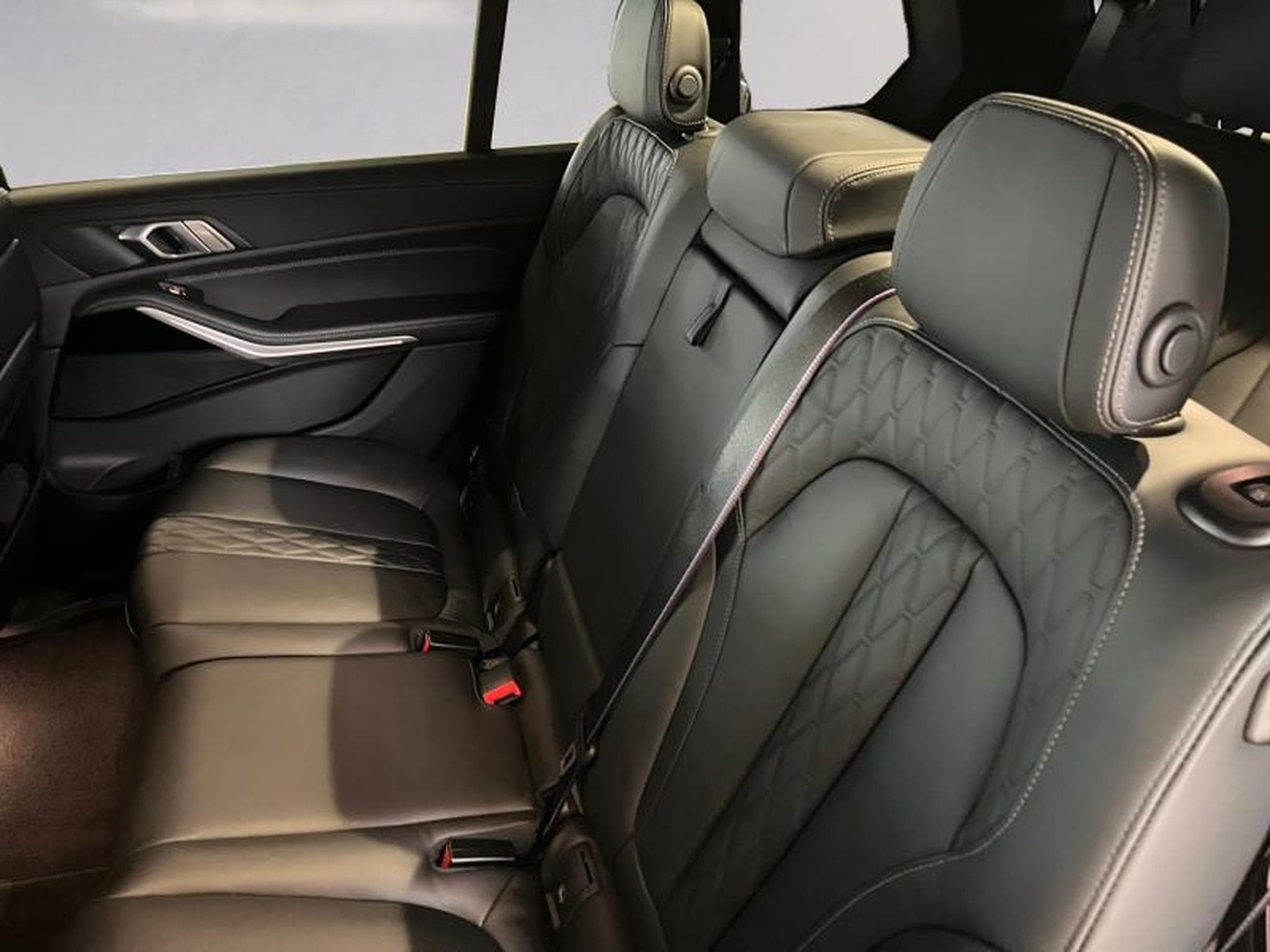 BMW X7 X7 xDrive40d M Sport (2025) - Photo 14