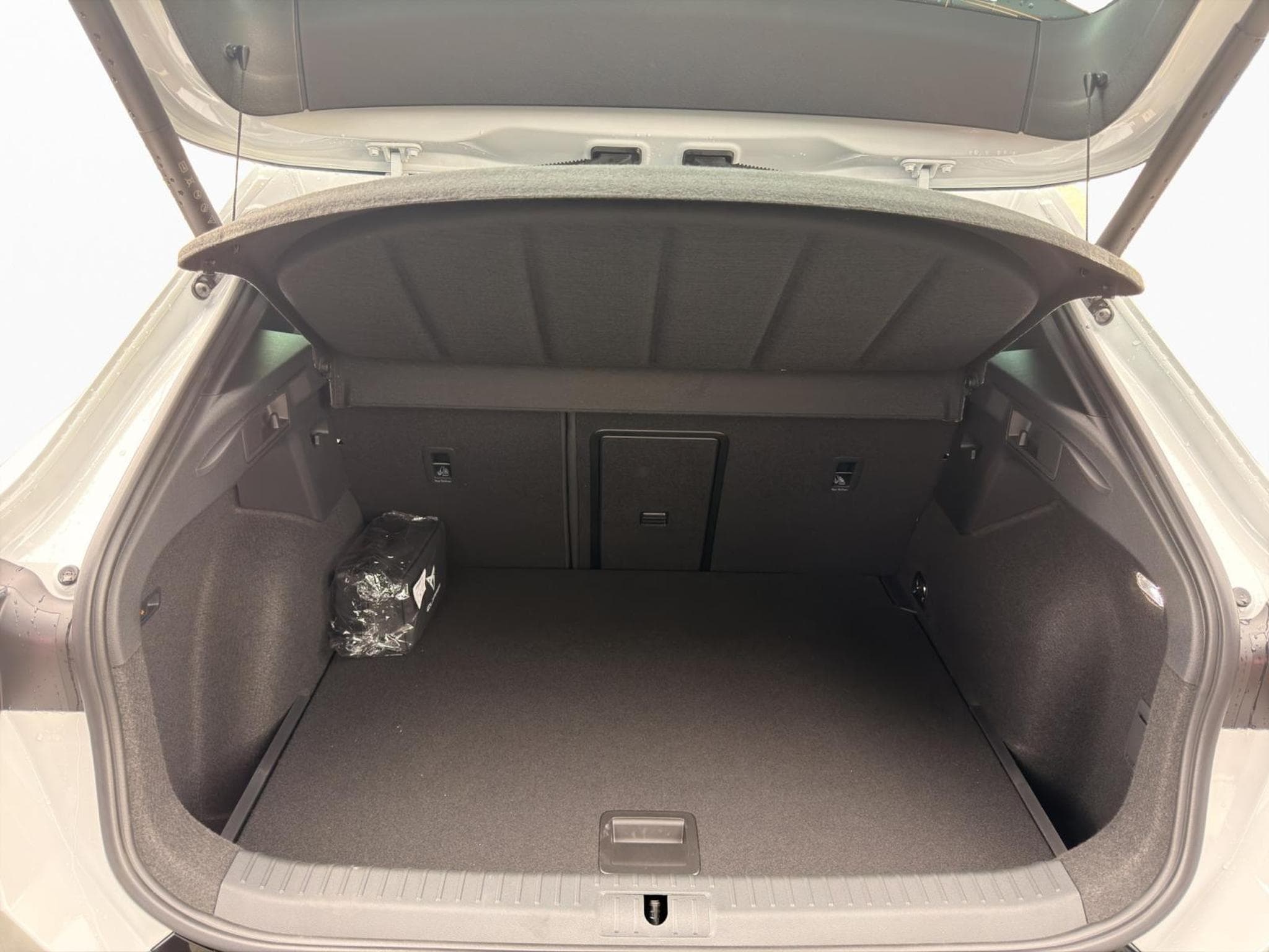 Cupra Formentor 2.0 TDI DSG (2026) - Photo 12