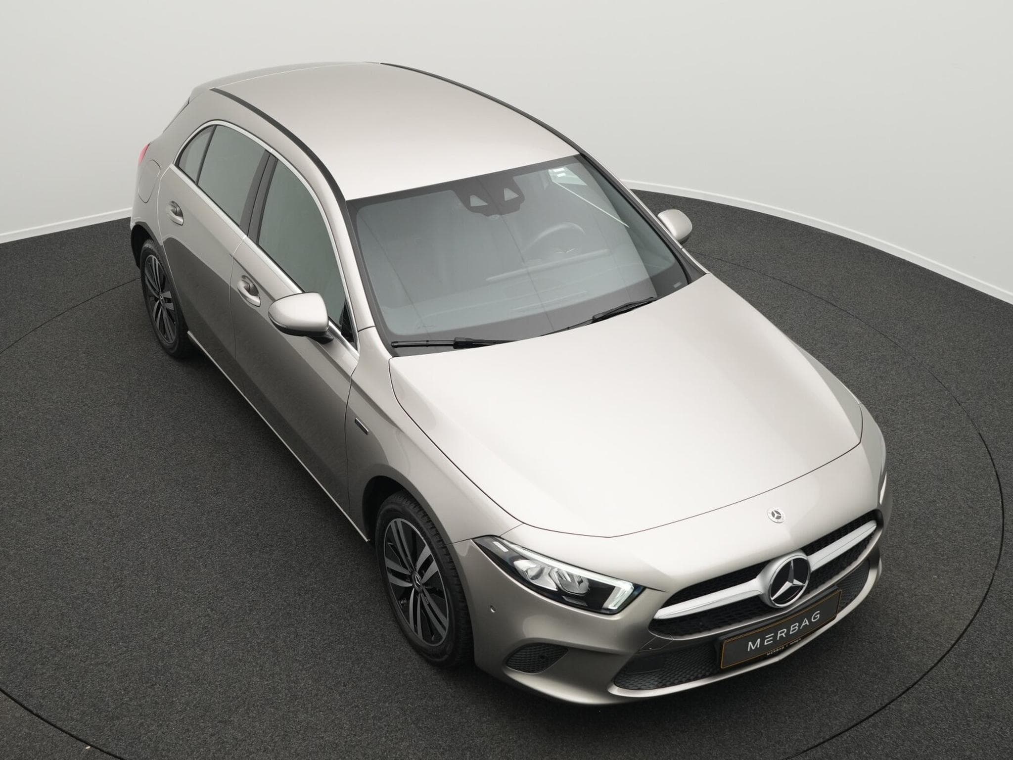 Mercedes A 250 e (2020) - Photo 10