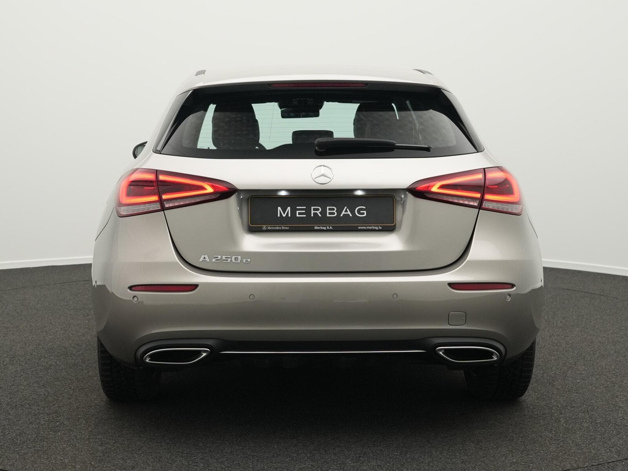 Mercedes A 250 e (2020) - Photo 4
