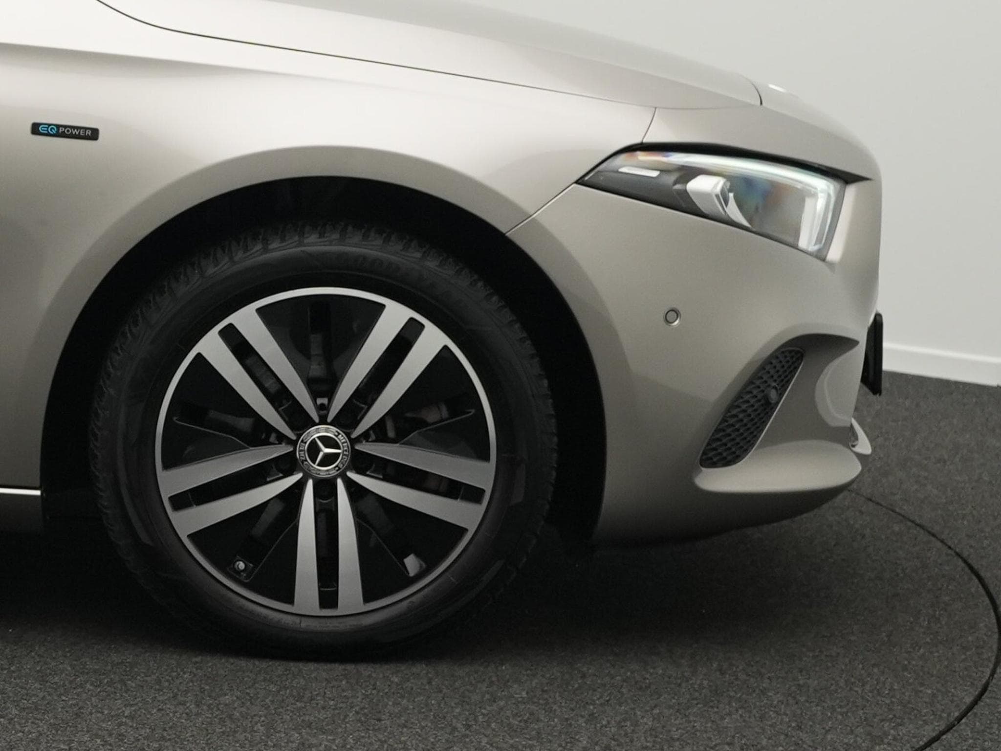 Mercedes A 250 e (2020) - Photo 6