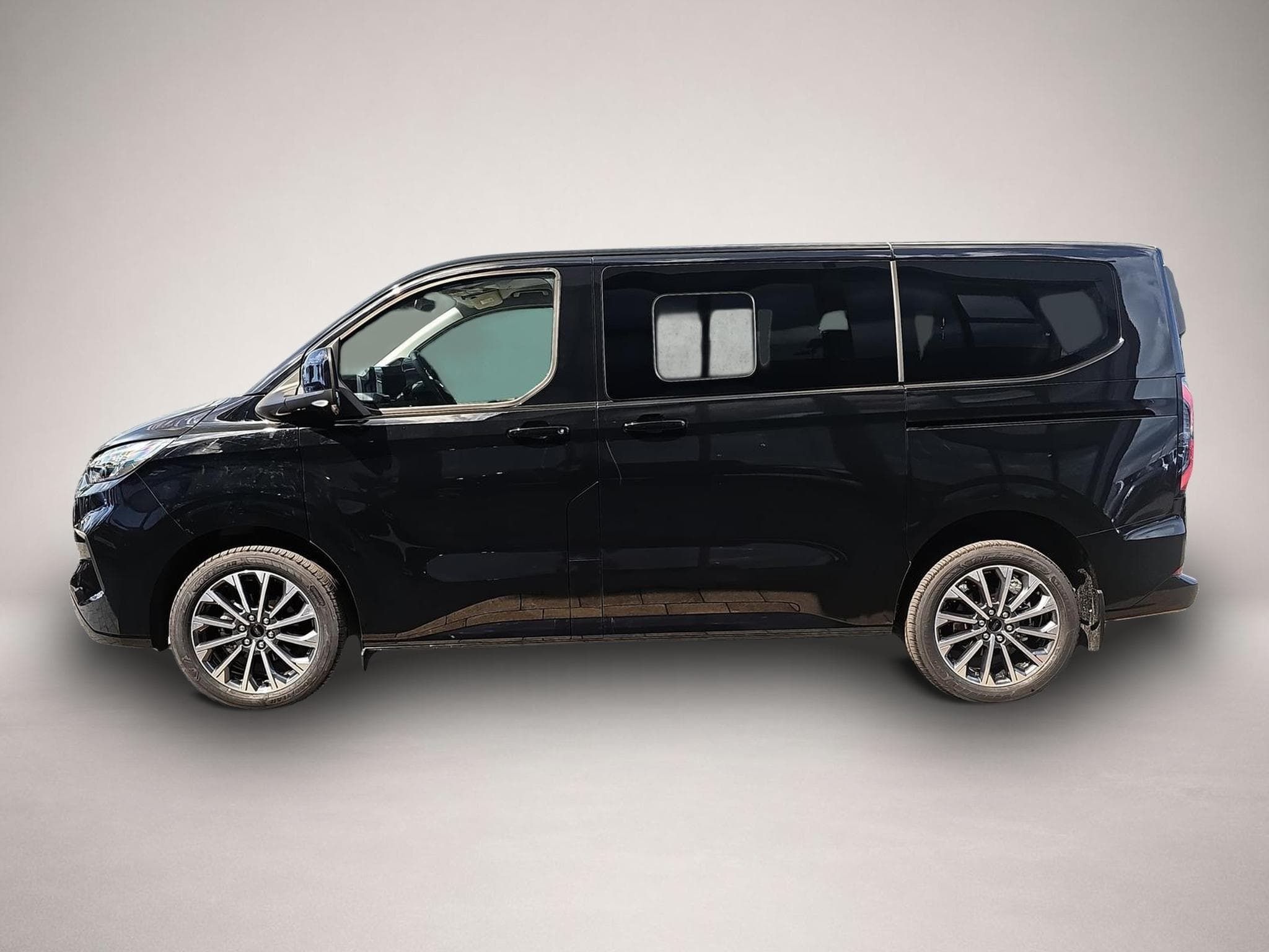 Ford Tourneo (2026) - Photo 4