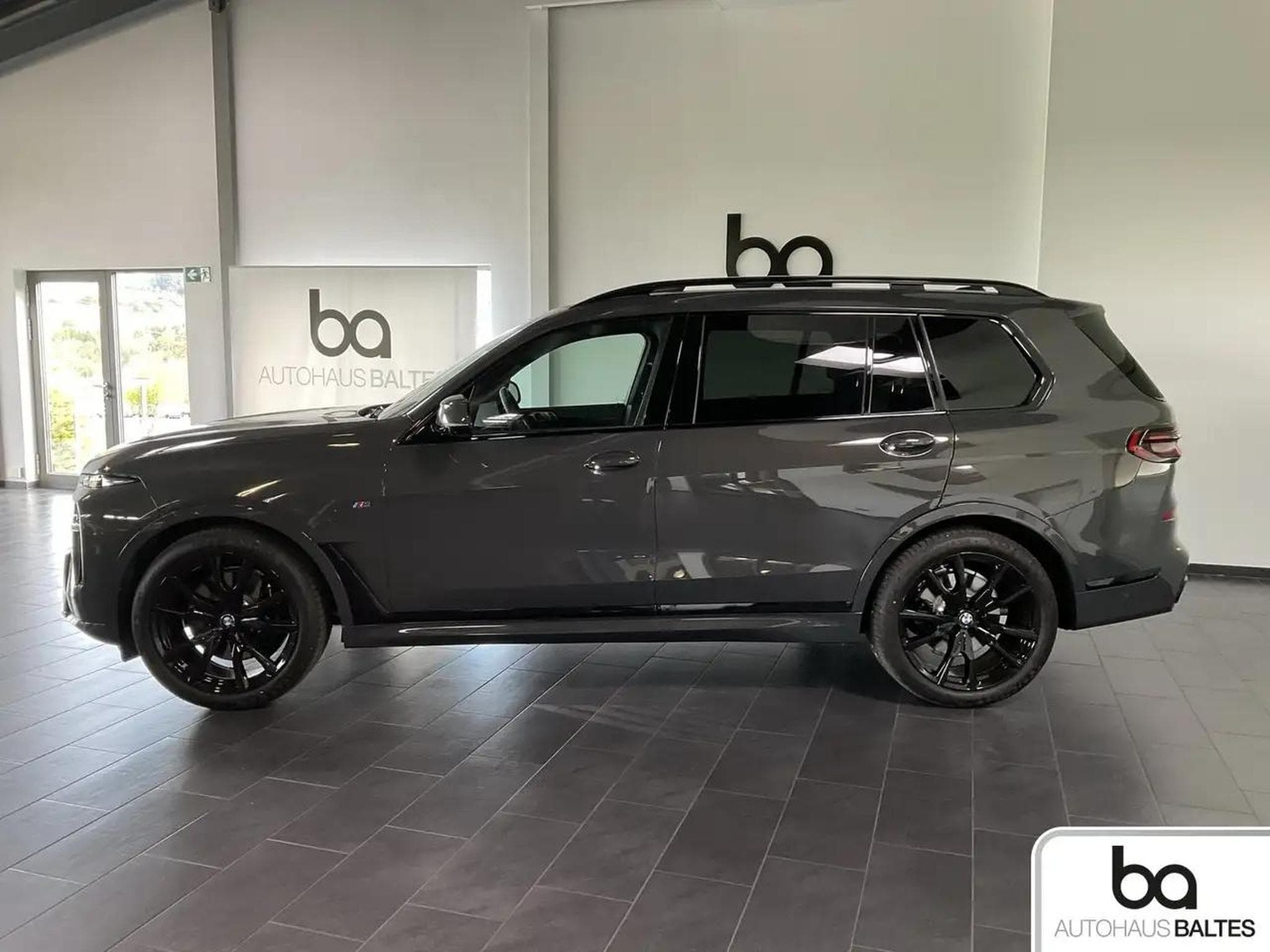 BMW X7 (2025) - Photo 3