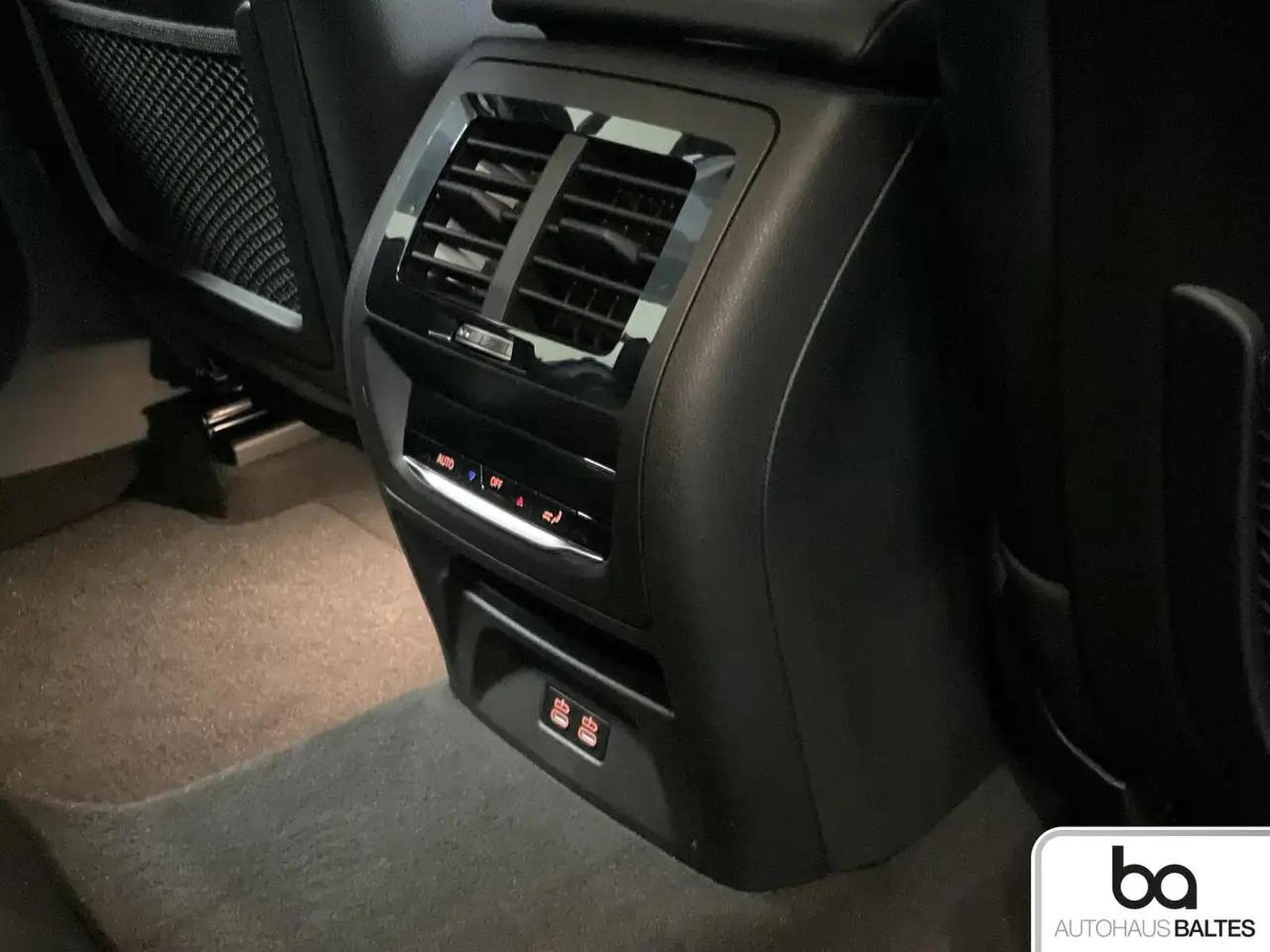 BMW X4 (2025) - Photo 9