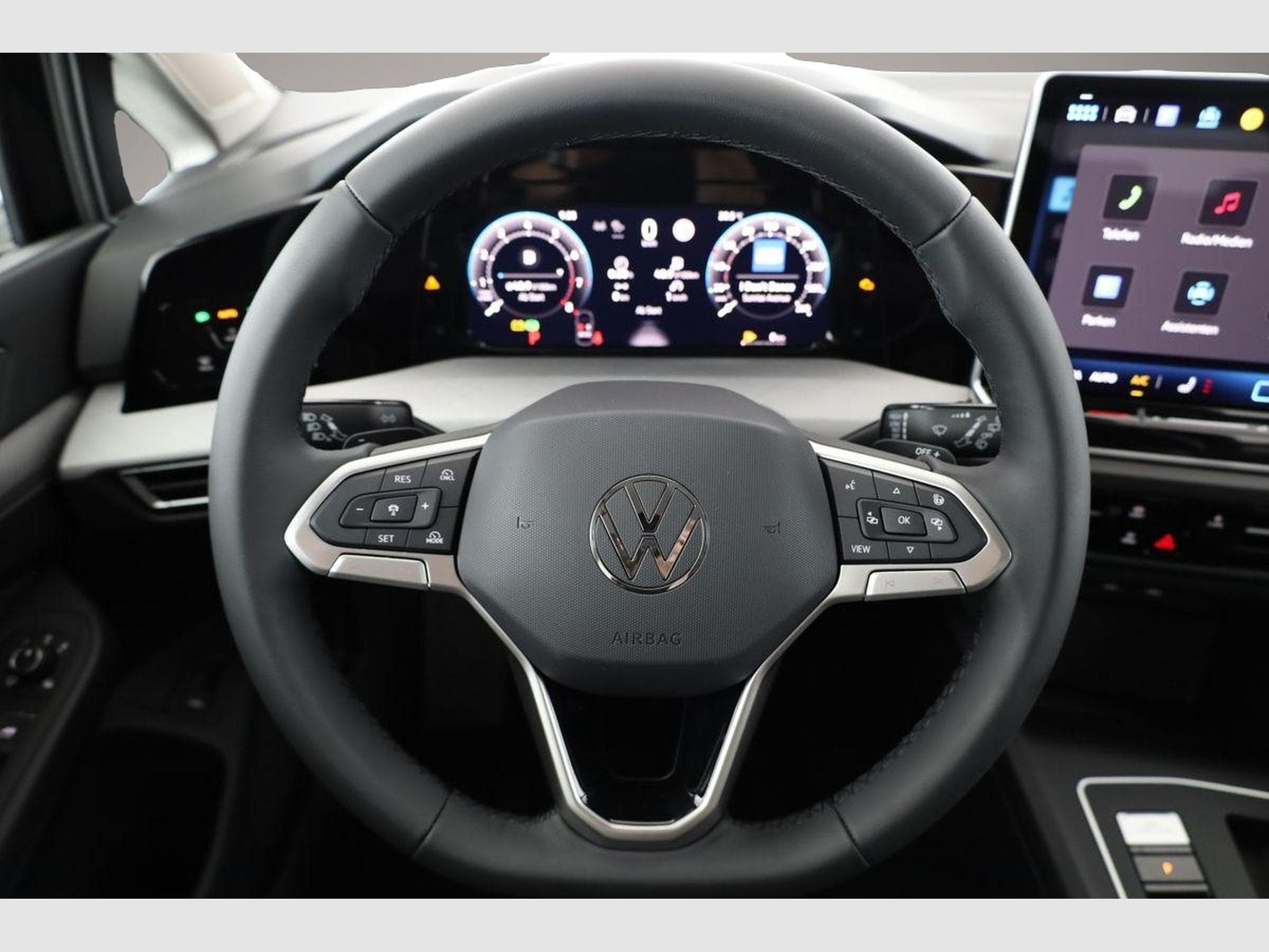 VW Golf (2026) - Photo 6
