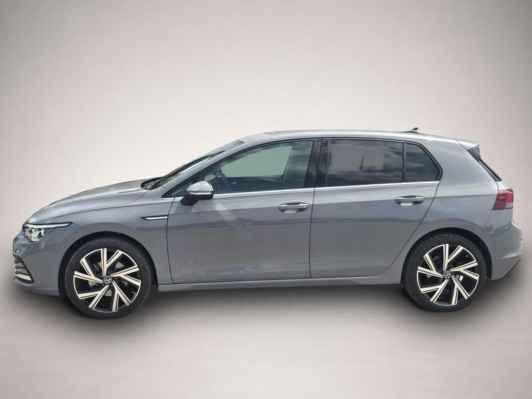 VW Golf (2024) - Photo 2