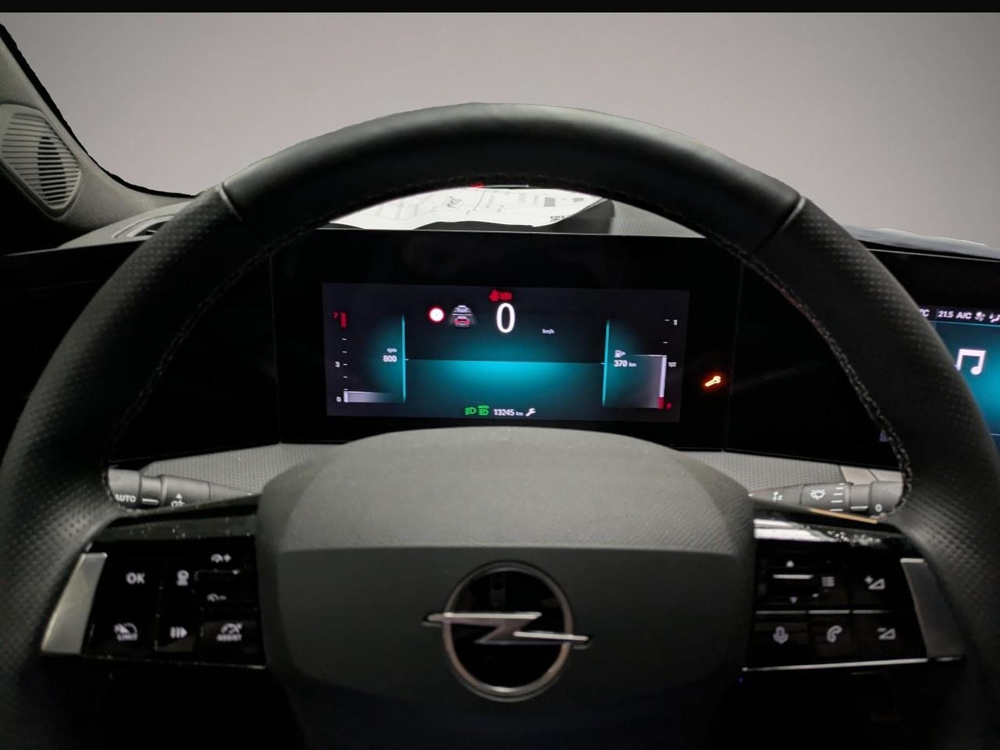 Opel Astra (2024) - Photo 4