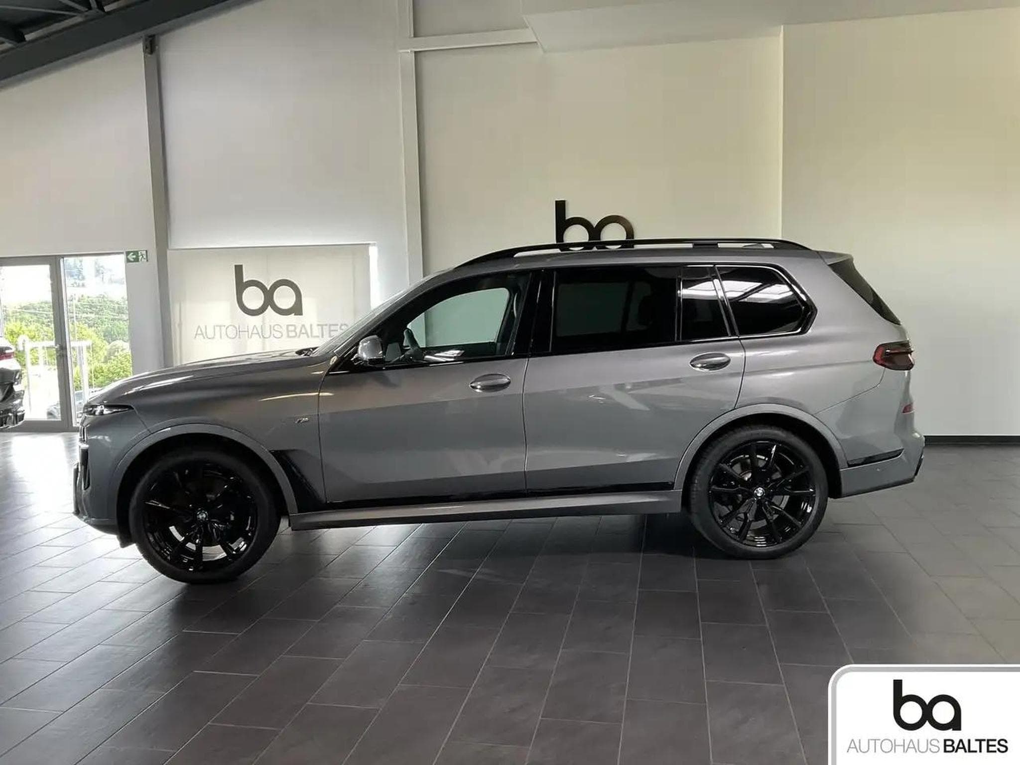 BMW X7 (2025) - Photo 3
