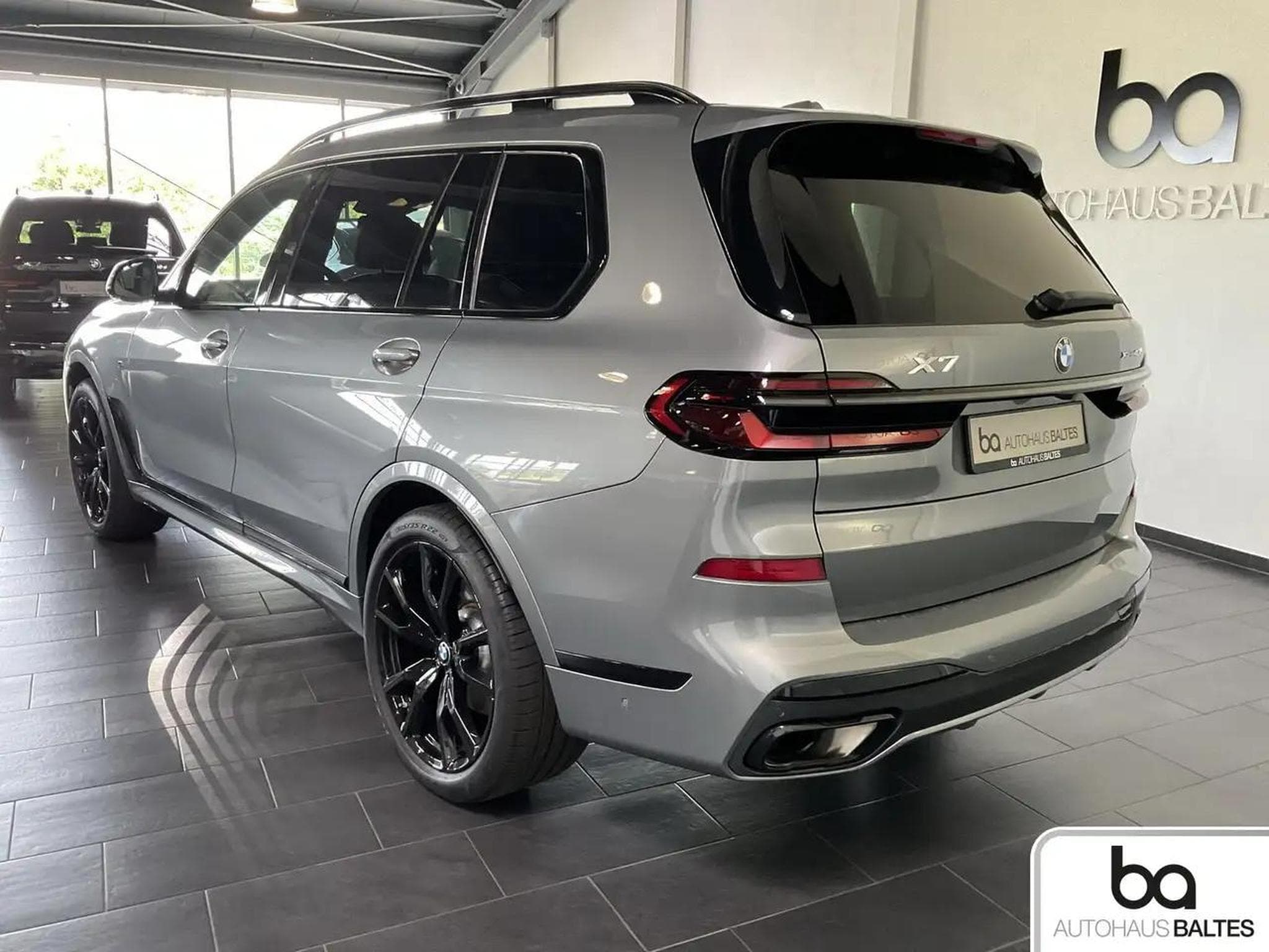 BMW X7 (2025) - Photo 4