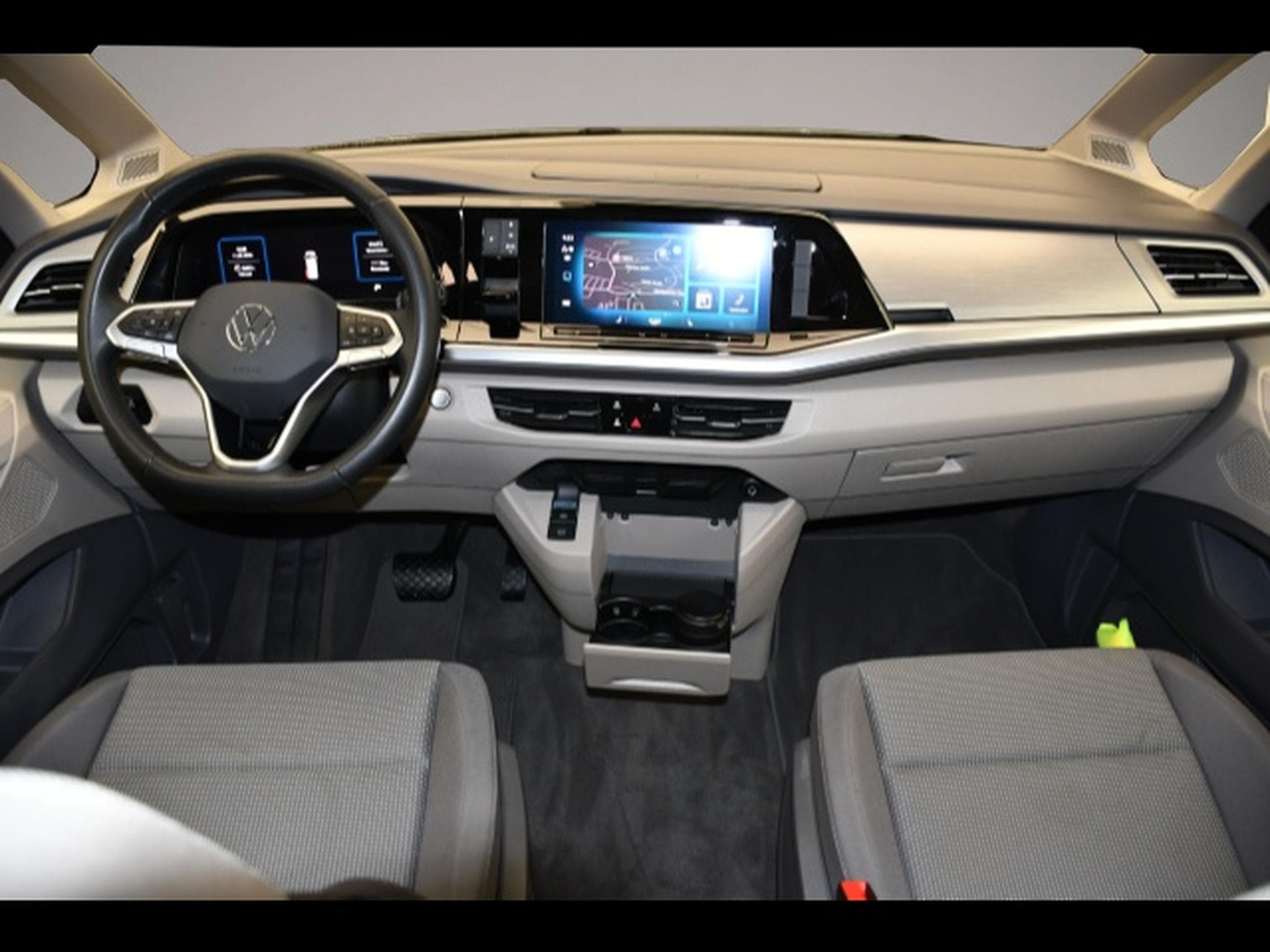 VW Multivan (2025) - Photo 4