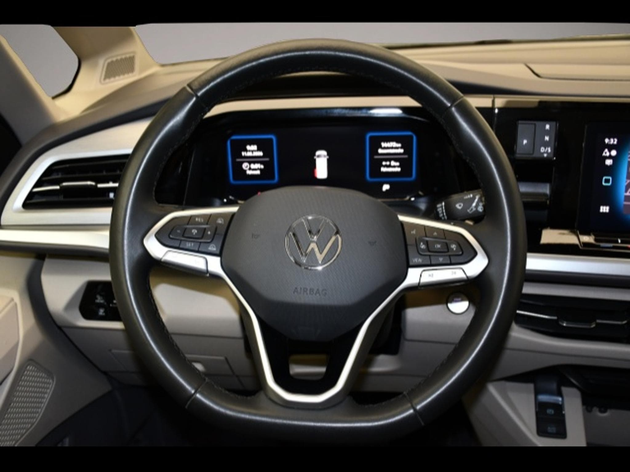 VW Multivan (2025) - Photo 5