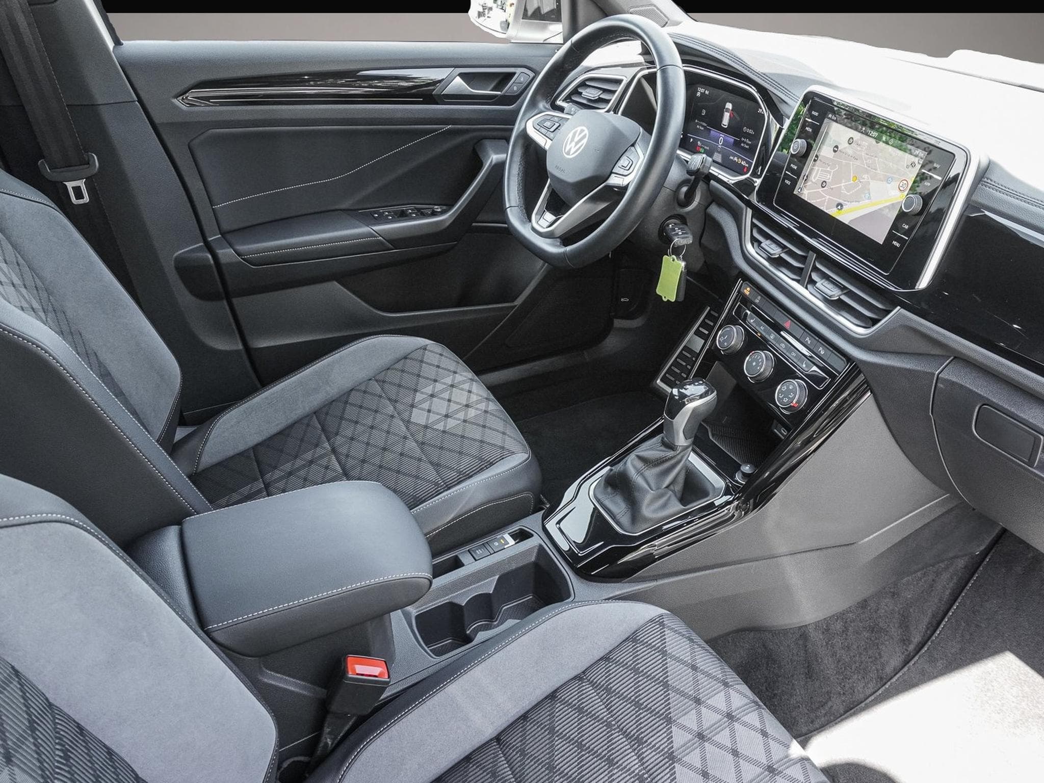 VW T-Roc (2024) - Photo 6