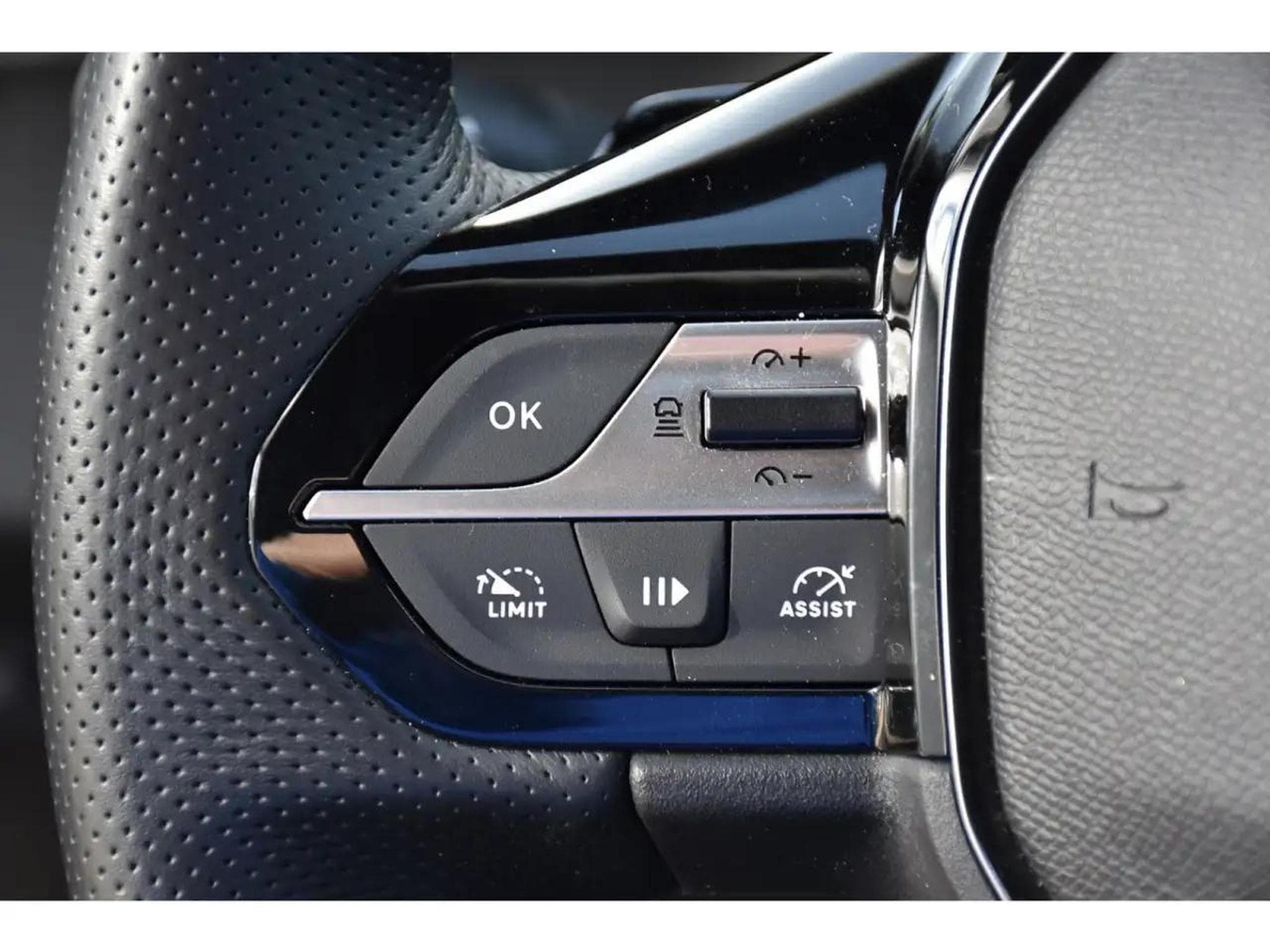 Peugeot 308 (2024) - Photo 24