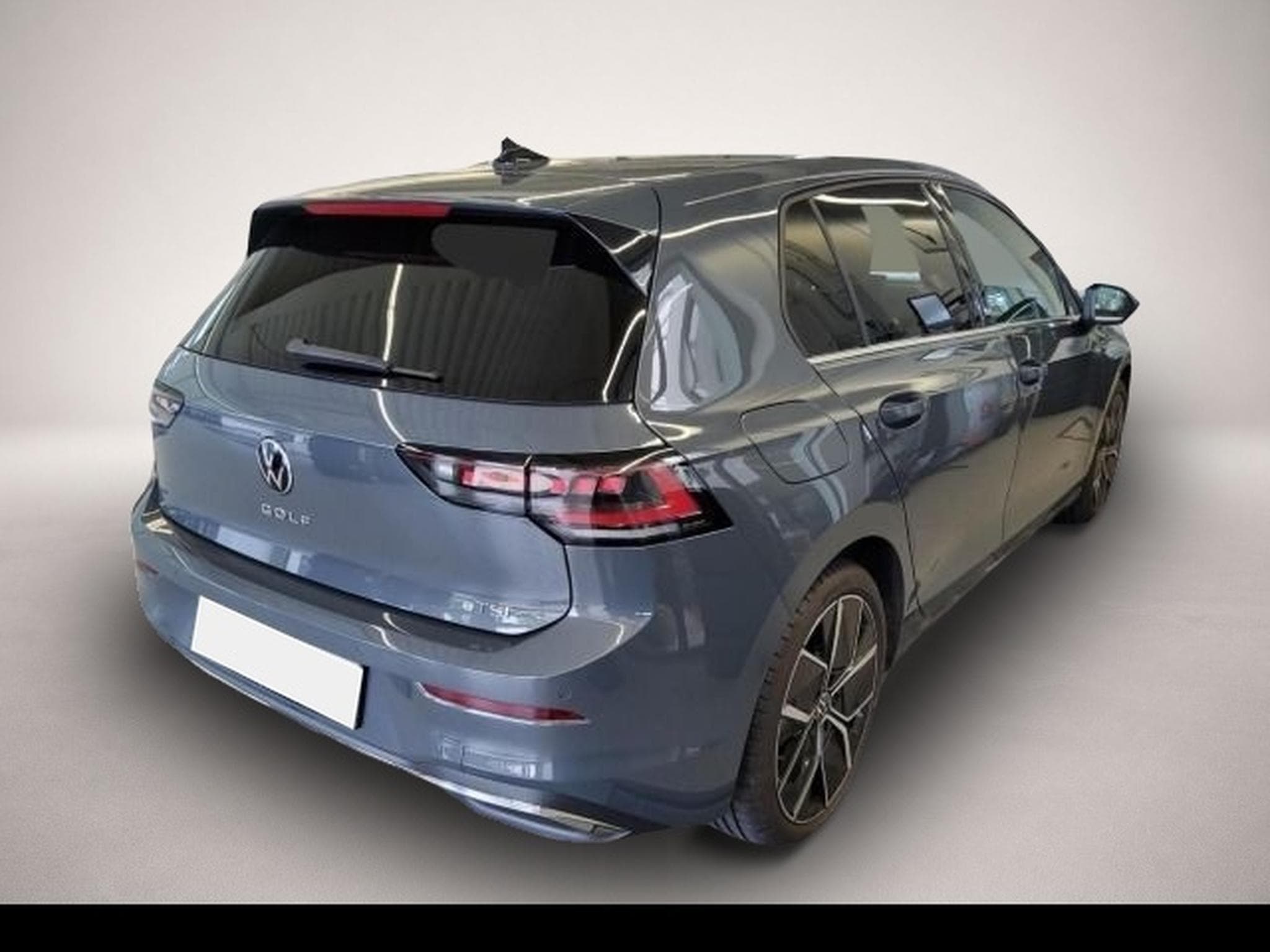 VW Golf (2024) - Photo 2