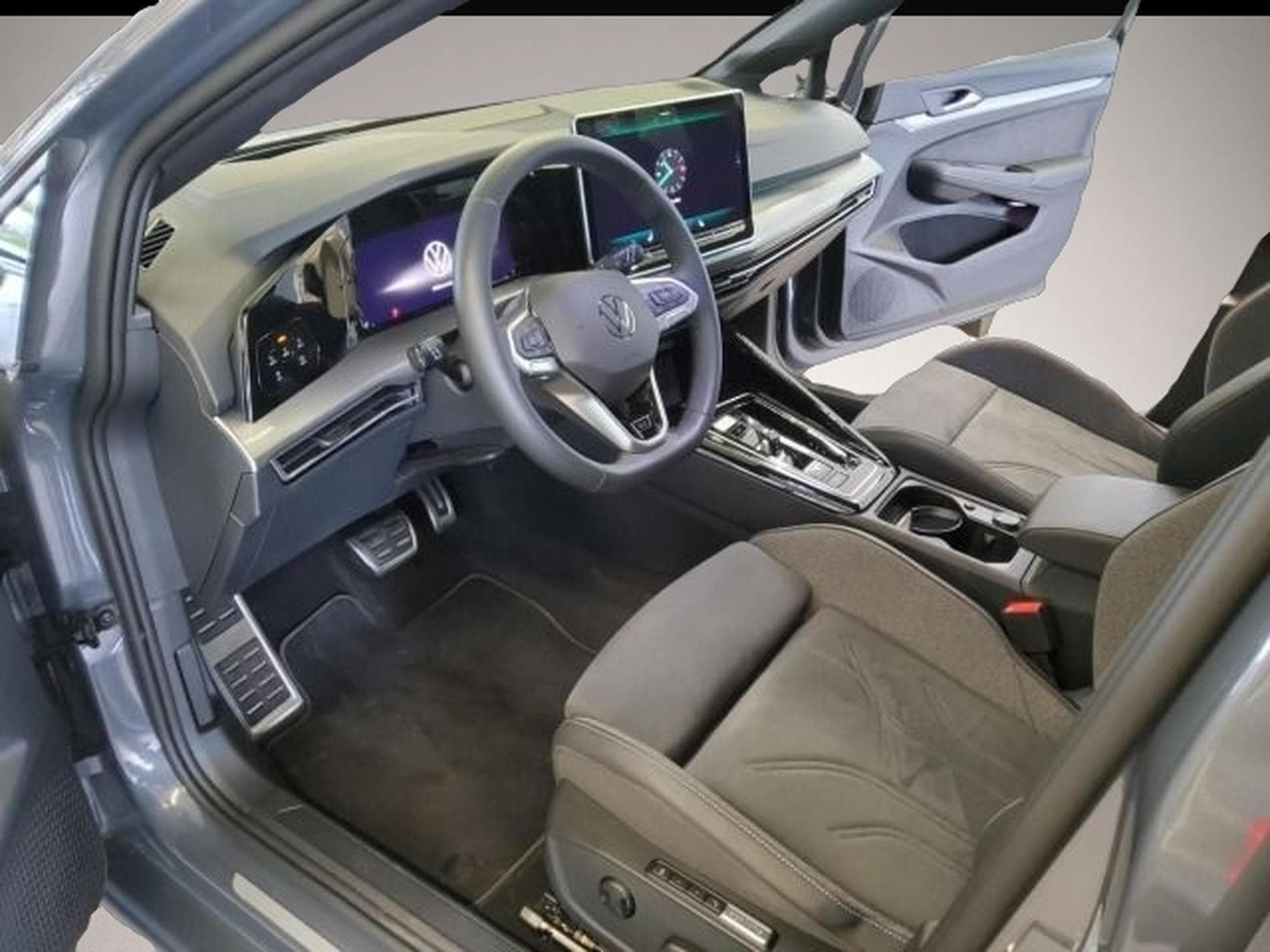 VW Golf (2024) - Photo 4