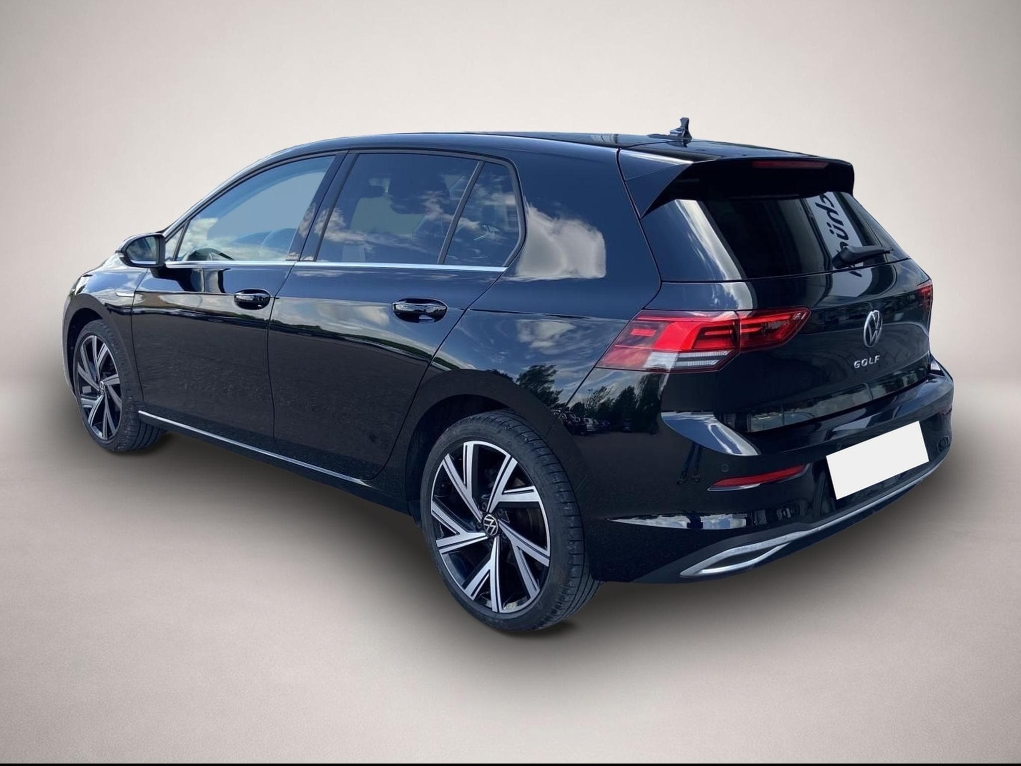 VW Golf (2024) - Photo 3