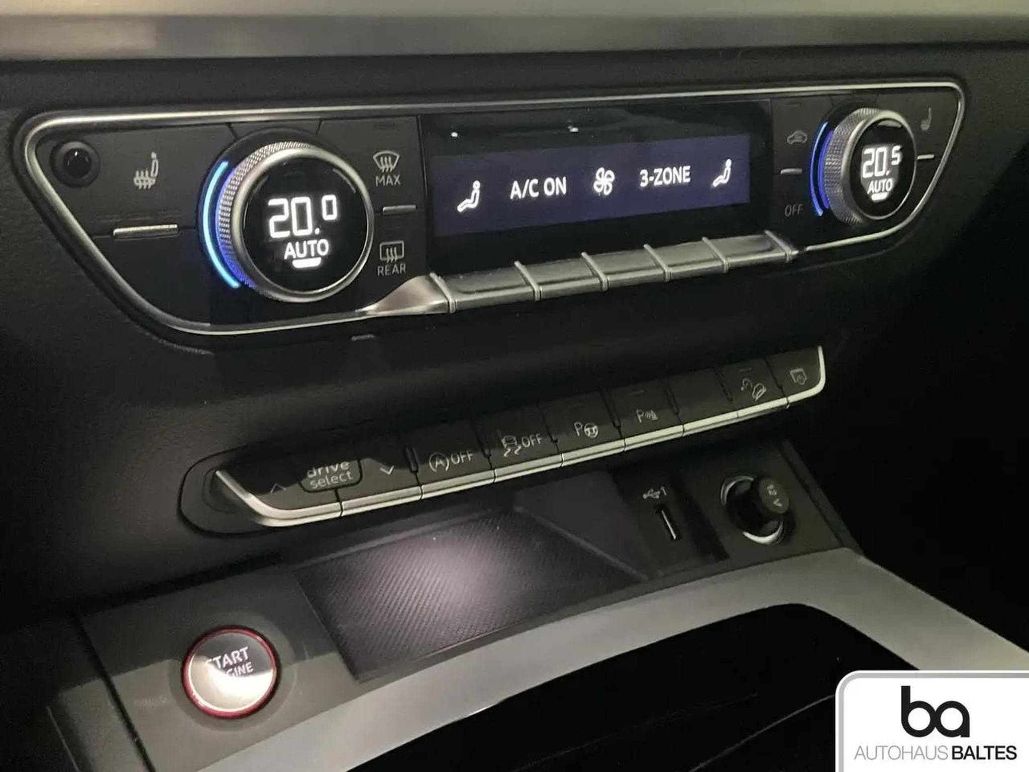 Audi SQ5 (2023) - Photo 11
