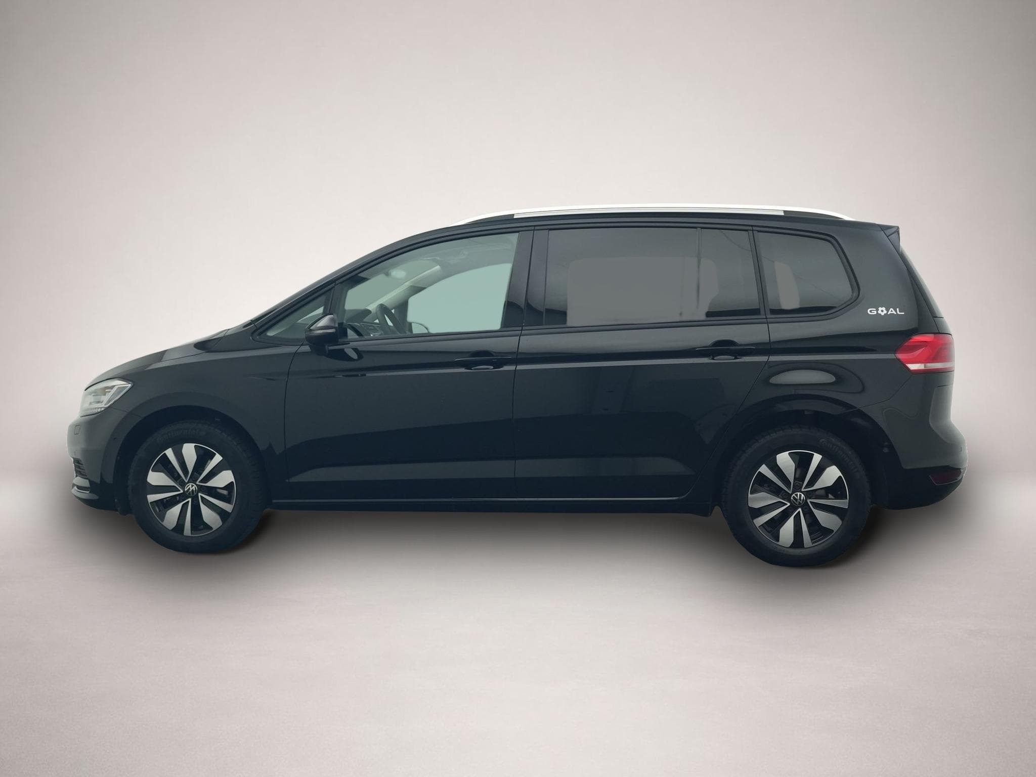 VW Touran (2025) - Photo 2