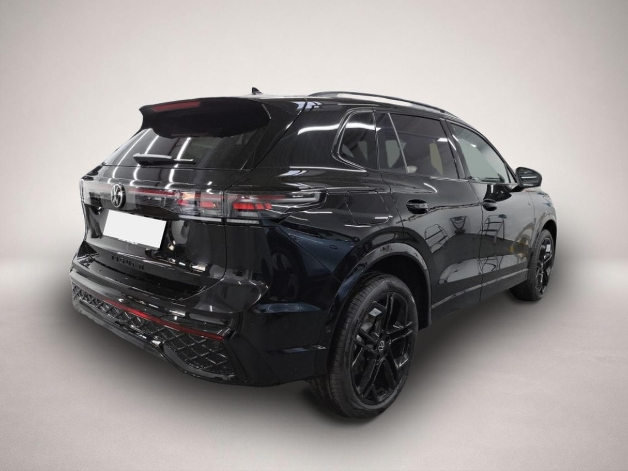 VW Tiguan (2025) - Photo 3