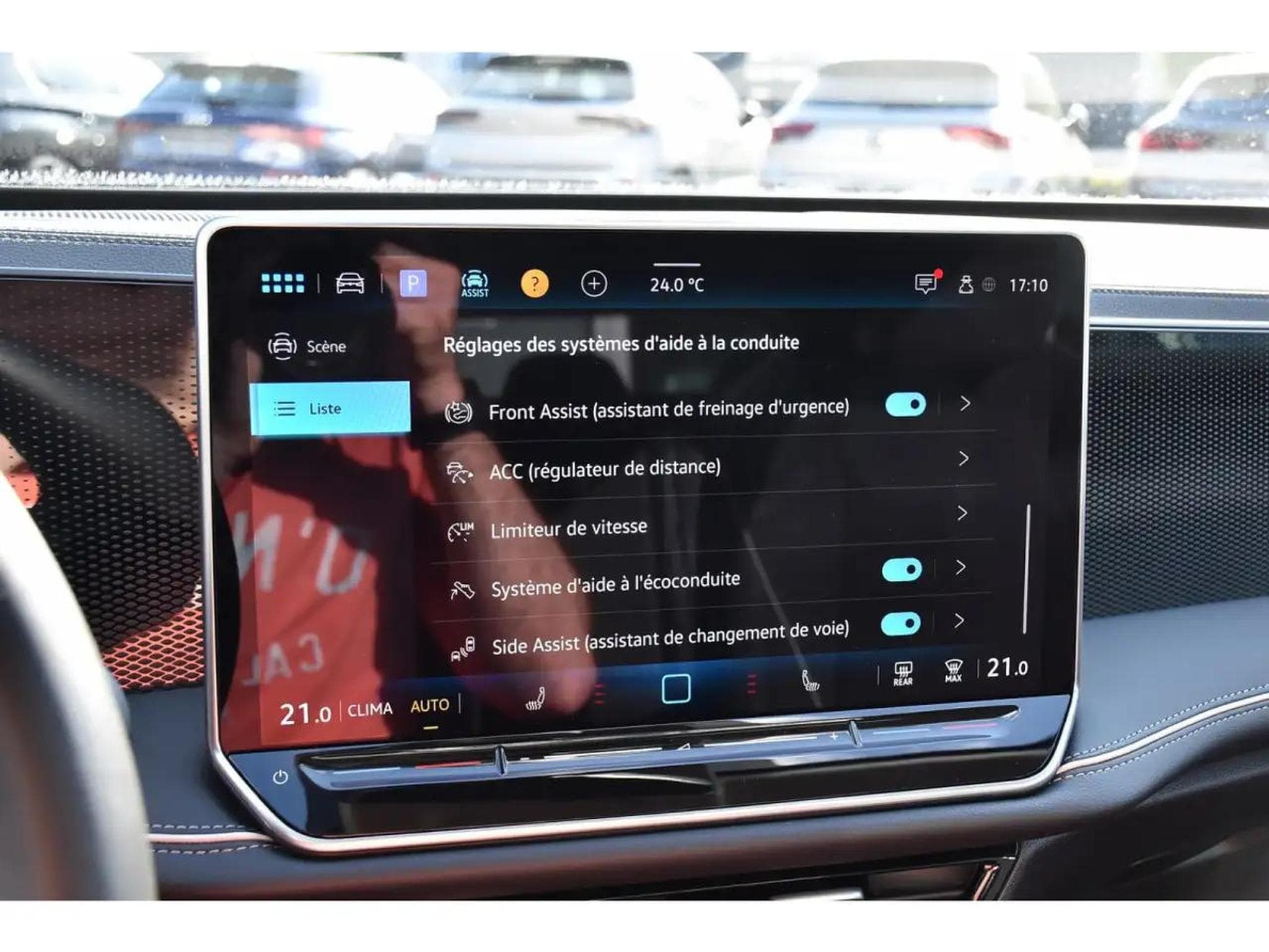 VW Passat (2025) - Photo 14