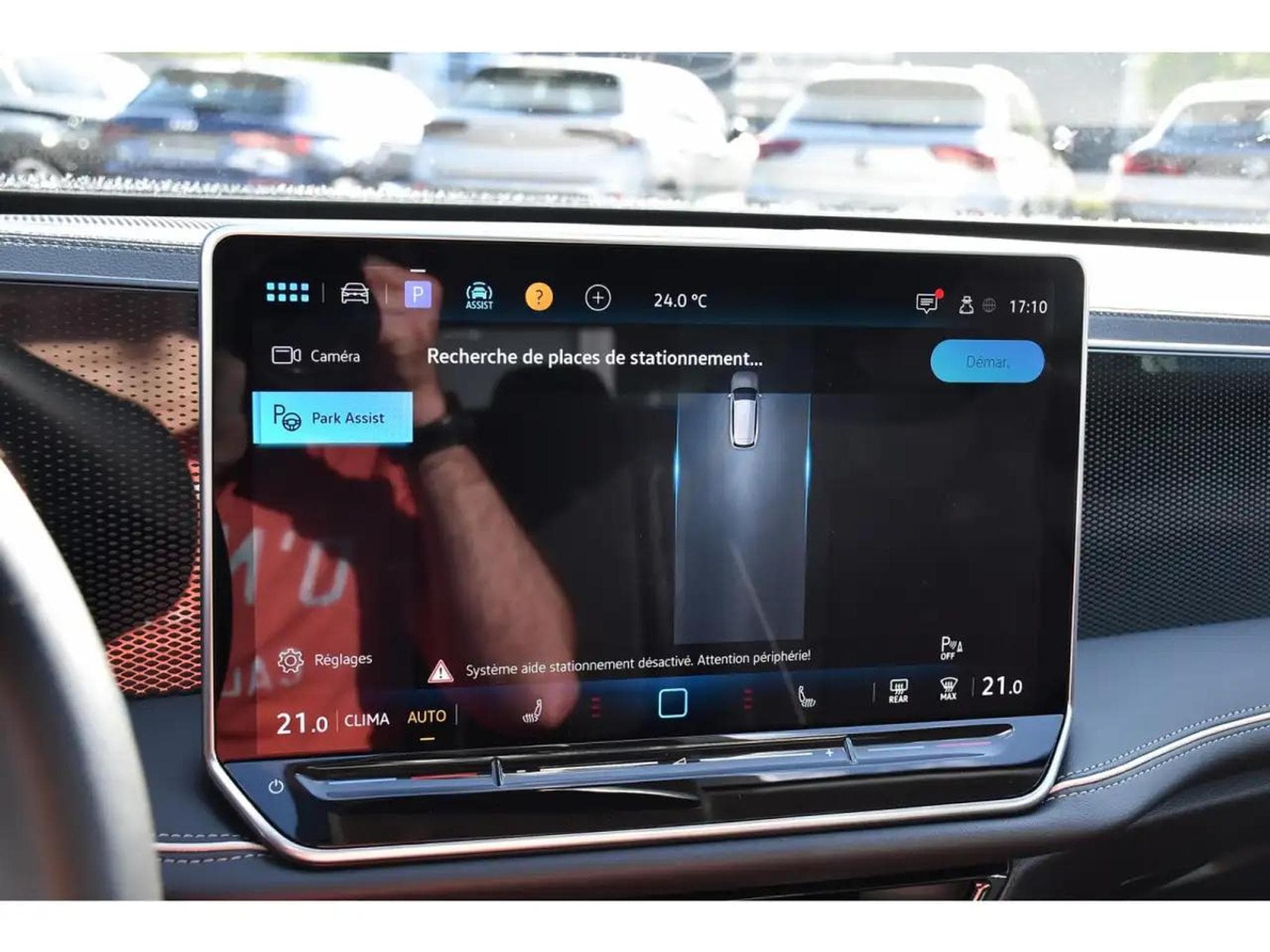 VW Passat (2025) - Photo 18