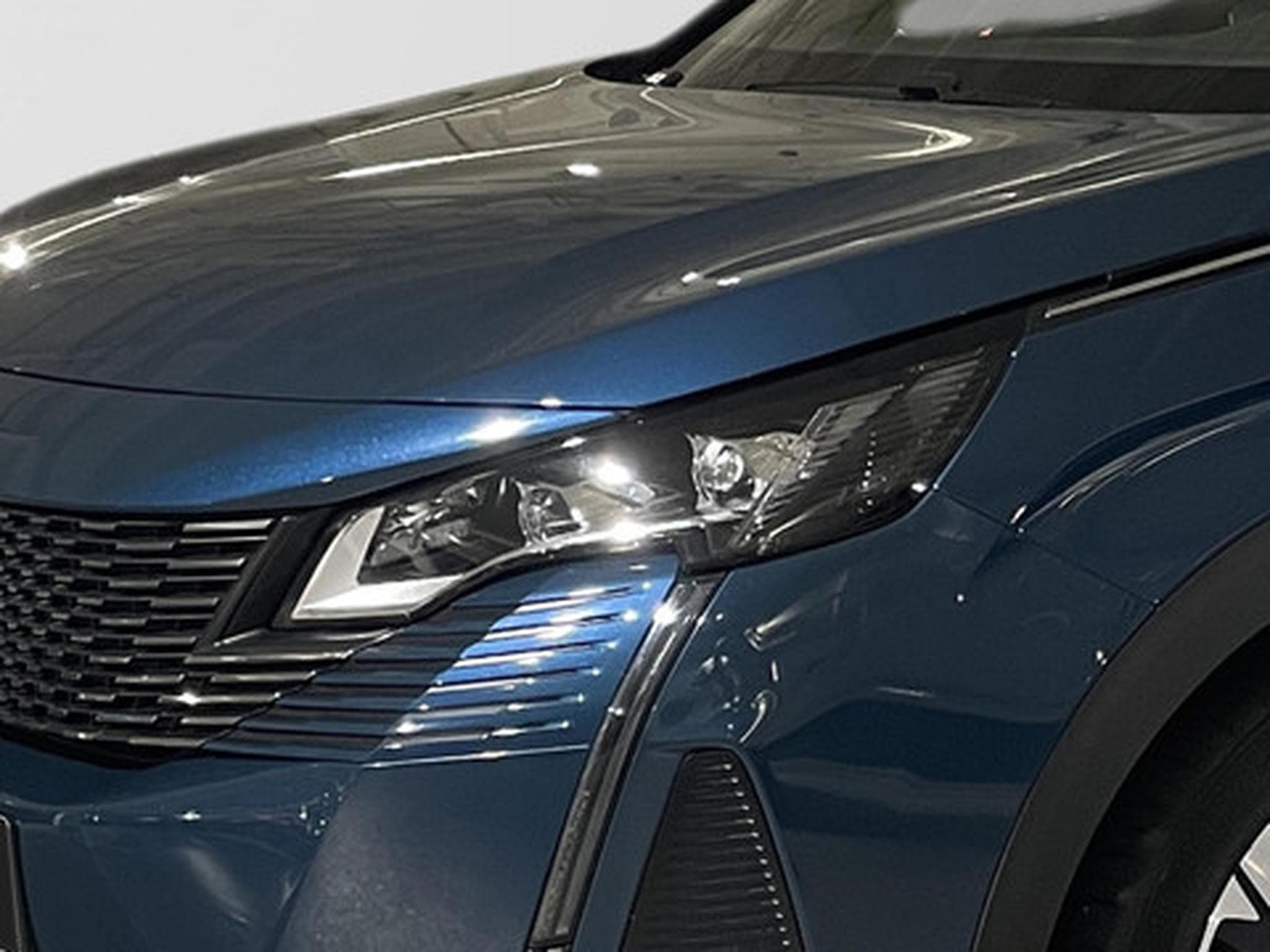 Peugeot 5008 2.0 BlueHDi 130kW S&S EAT8 GT Pack (2022) - Photo 21